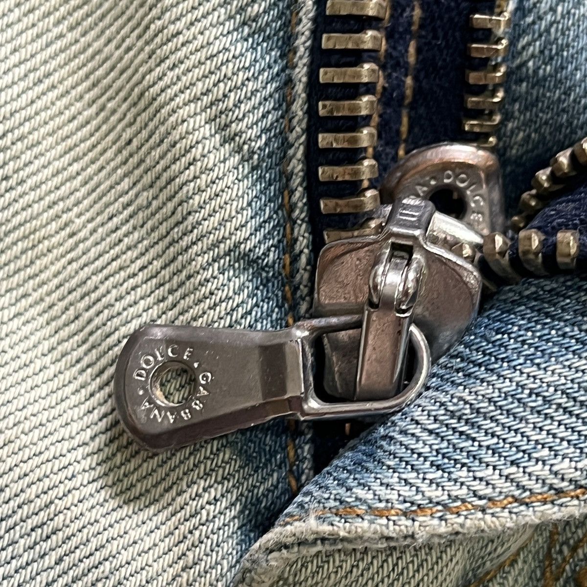 Dolce & Gabbana Distressed Runway Dolce & Gabbana Denim Classic 14 Size US 34 / EU 50 - 21 Thumbnail