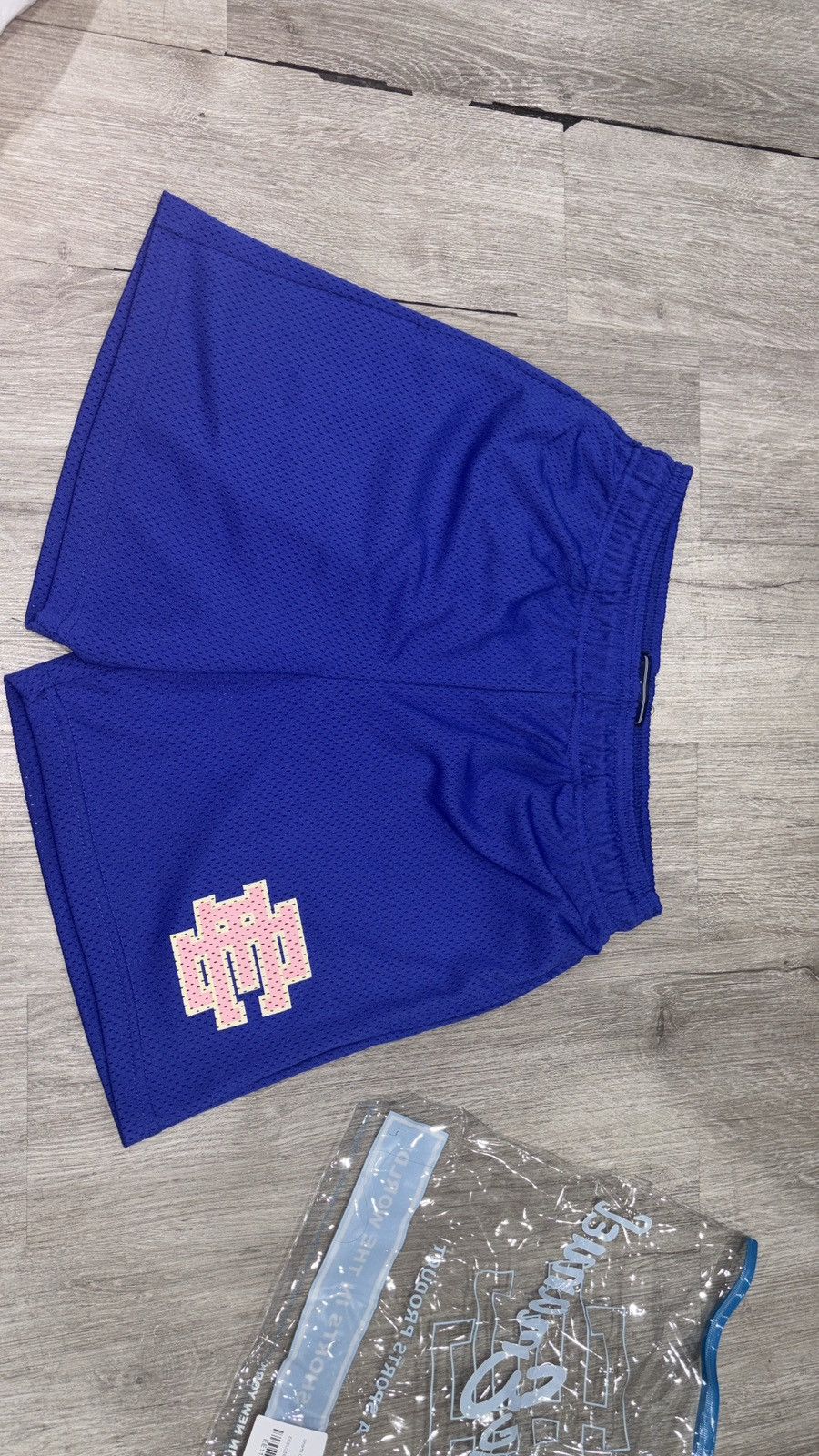 Eric Emanuel Dazzling Blue Pink- SMALL Size US 28 / EU 44 - 2 Thumbnail