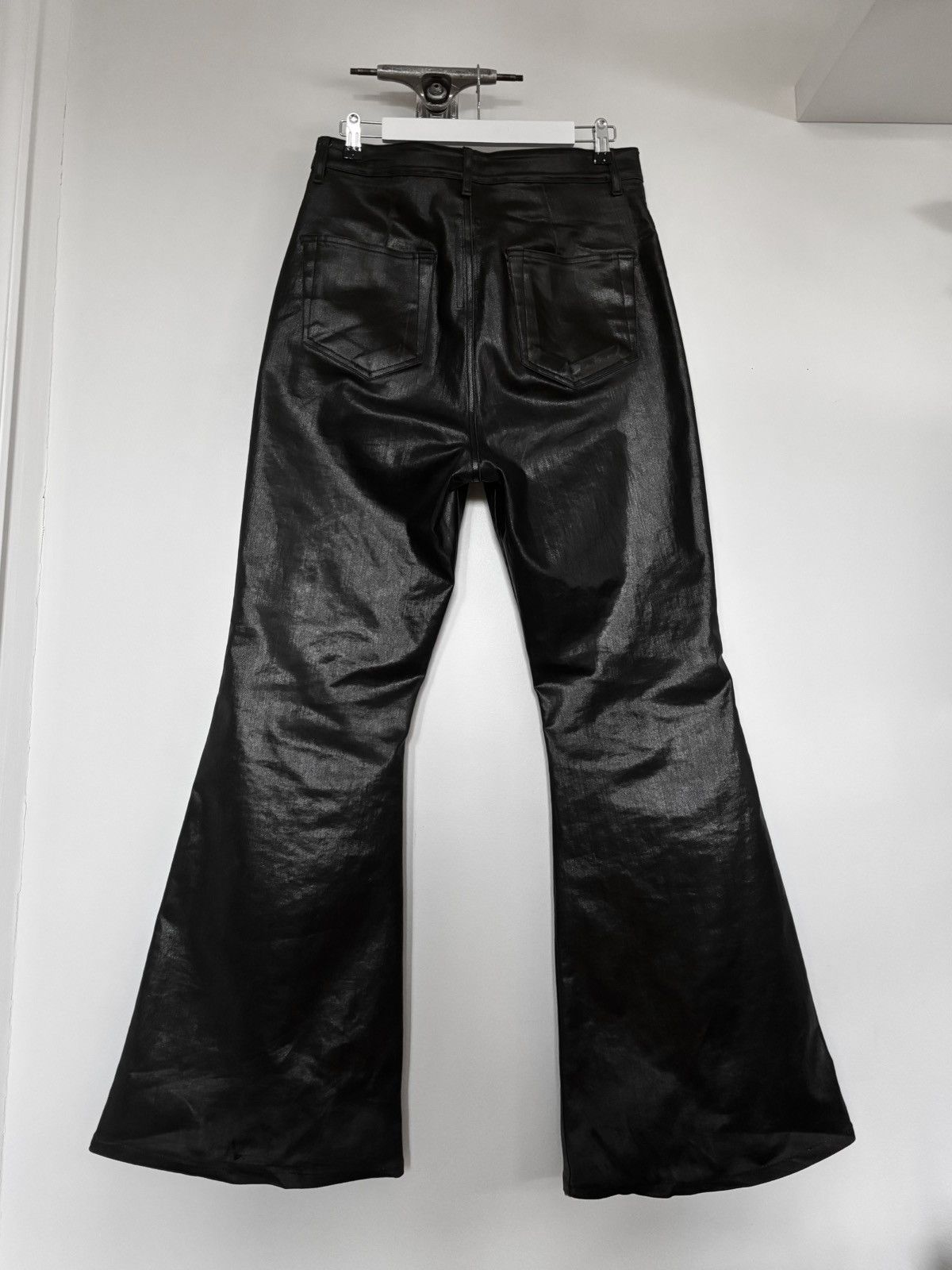 Rick Owens Rick Owens mainline black wax coated bolan pants Size US 29 - 2 Thumbnail