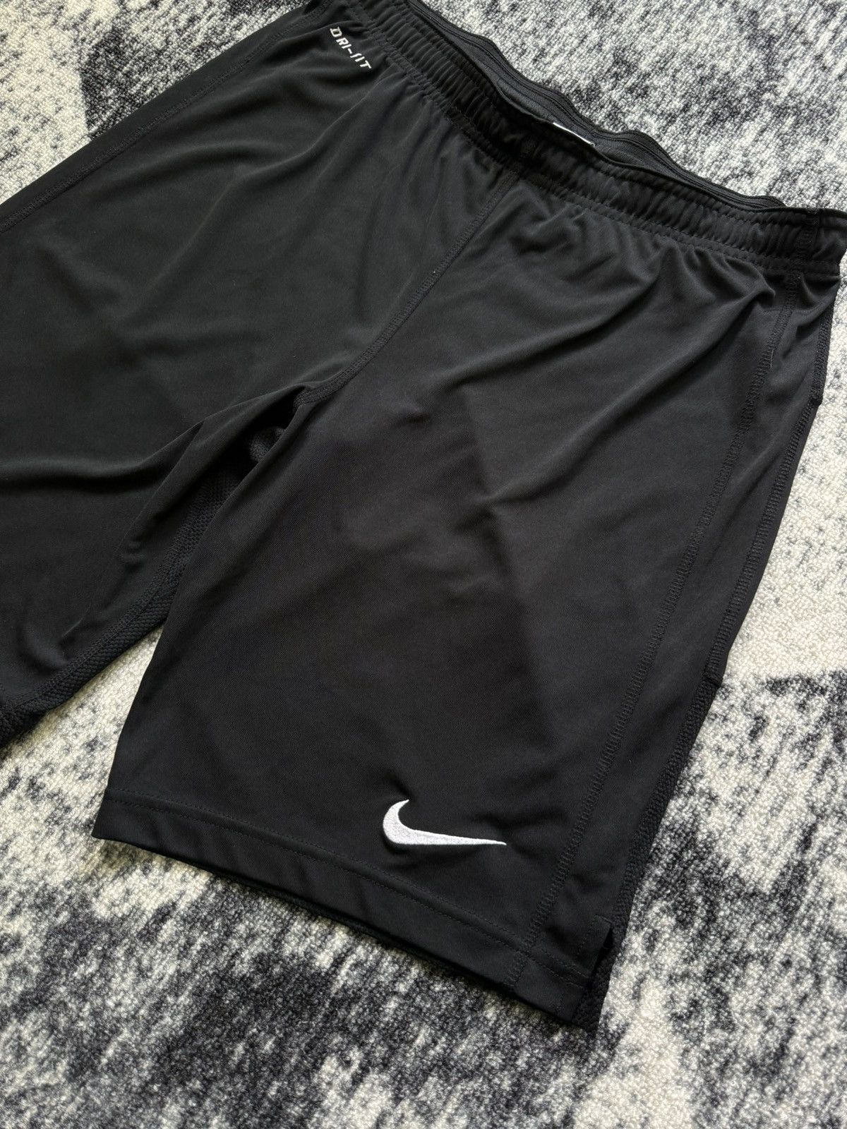Nike × Vintage Vintage Vike Football Shorts Dri-fit Swoosh Black Y2K 90s Size US 32 / EU 48 - 2 Thumbnail