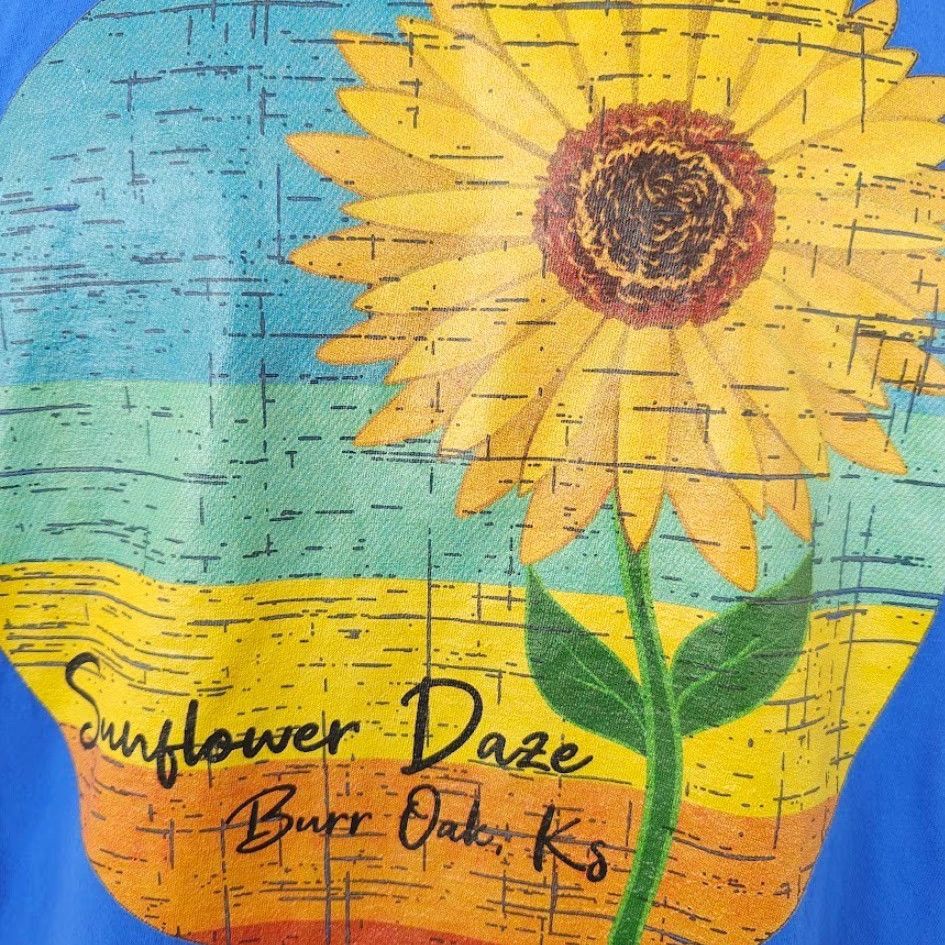 Gildan Sunflower Daze T Shirt Mens Size Medium Blue Burr Oak Kansas Souvenir Tee Size US M / EU 48-50 / 2 - 3 Thumbnail