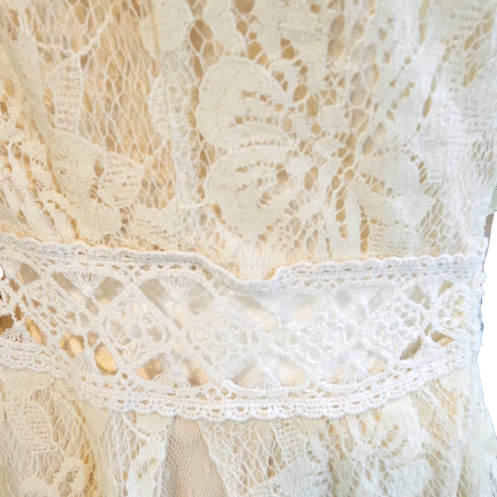 Other EUC Altar'd State Mixed Lace A-Line Dress Sz. L Champagne Size L / US 10 / IT 46 - 8 Thumbnail
