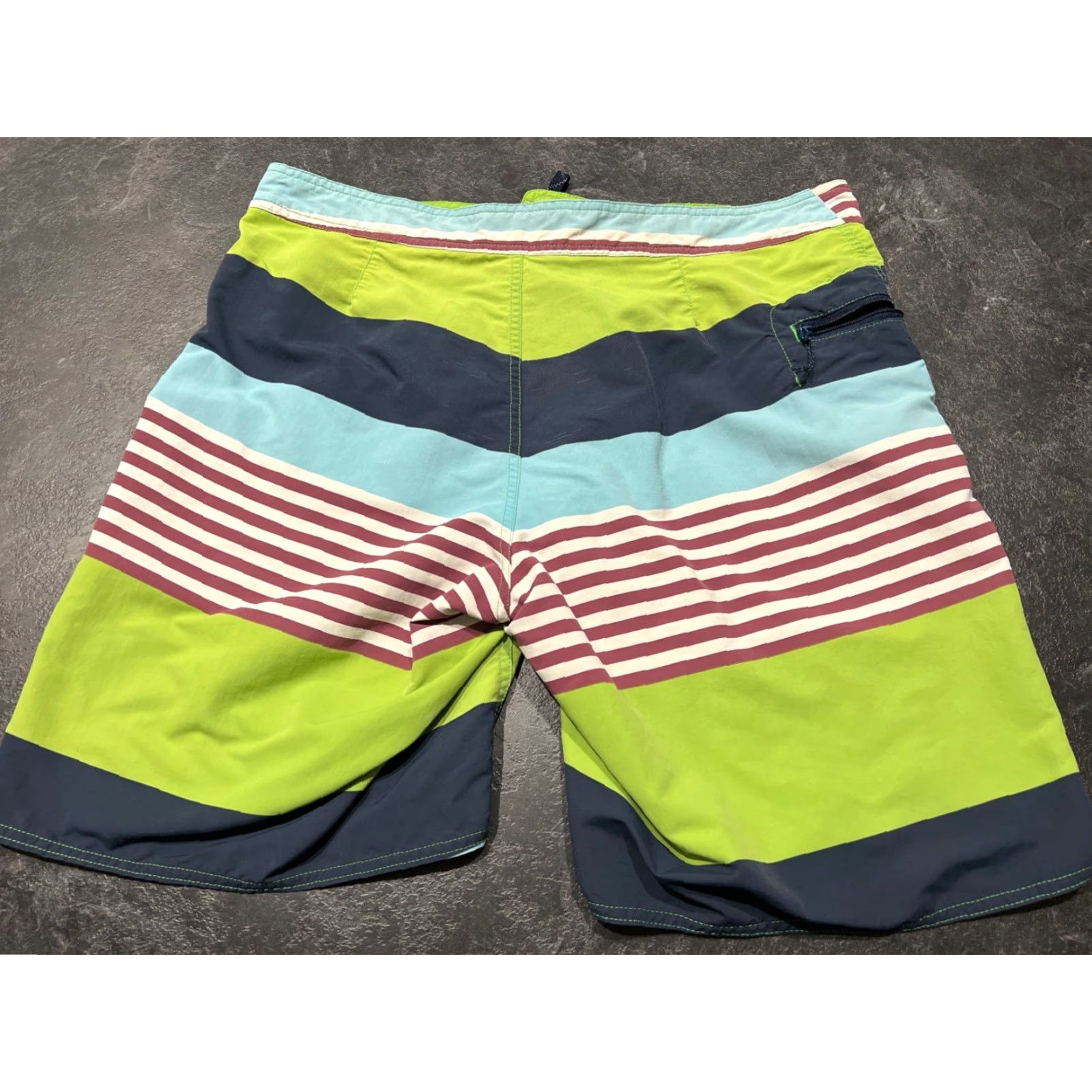 Patagonia Patagonia Shorts Mens 35 Chino Swim Outdoors Pockets Lightweight Stripes Size US 35 - 4 Thumbnail