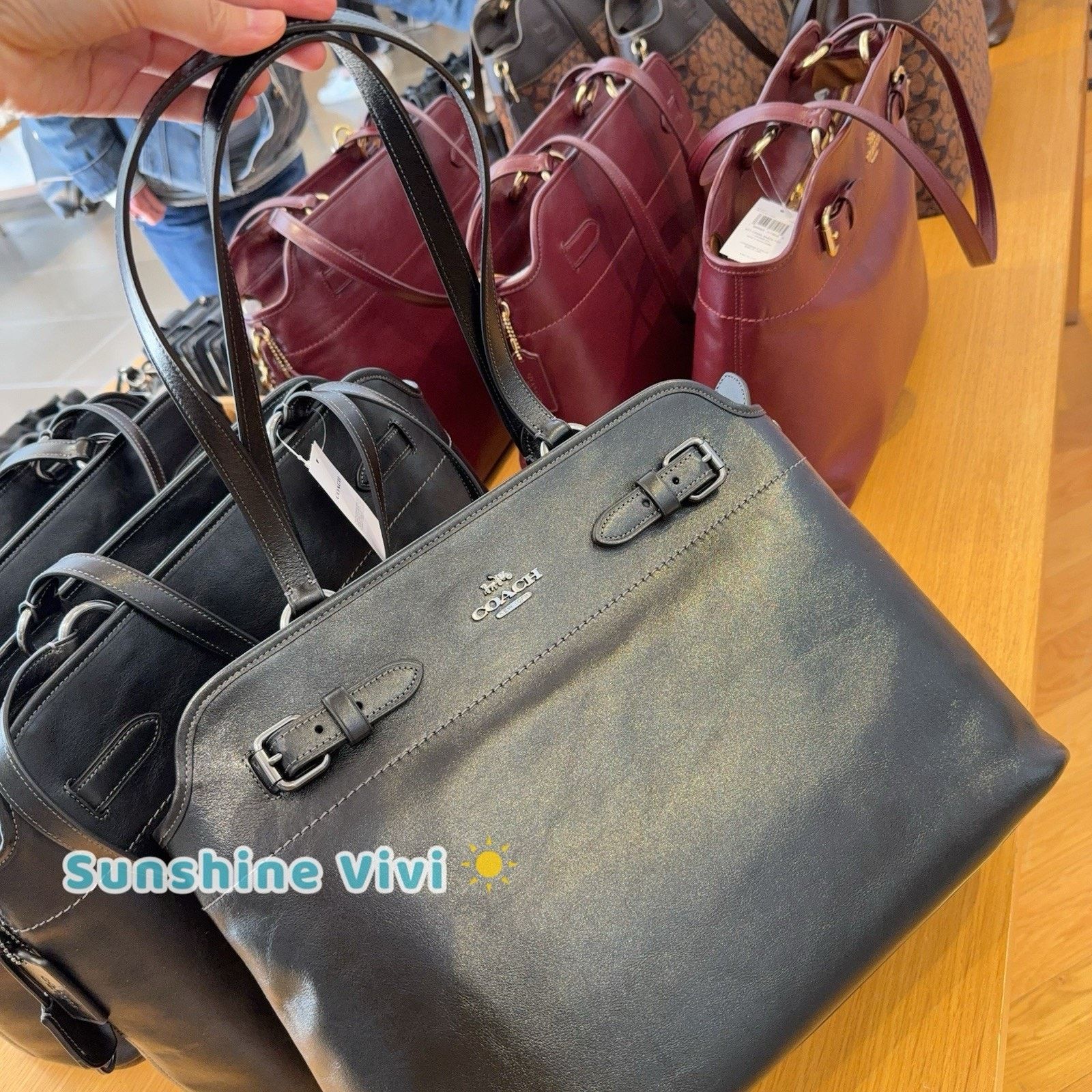 Coach NWT Coach Easton Tote Bag Gunmetal/Black CCZ07 leather Size ONE SIZE - 7 Thumbnail