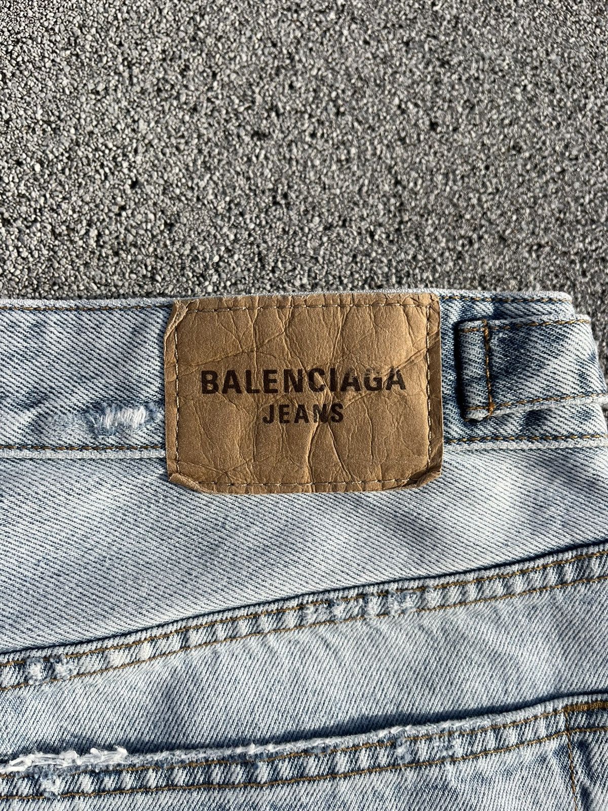 Balenciaga FW21 Balenciaga Light Wash Straight Leg Denim Size US 32 / EU 48 - 7 Thumbnail