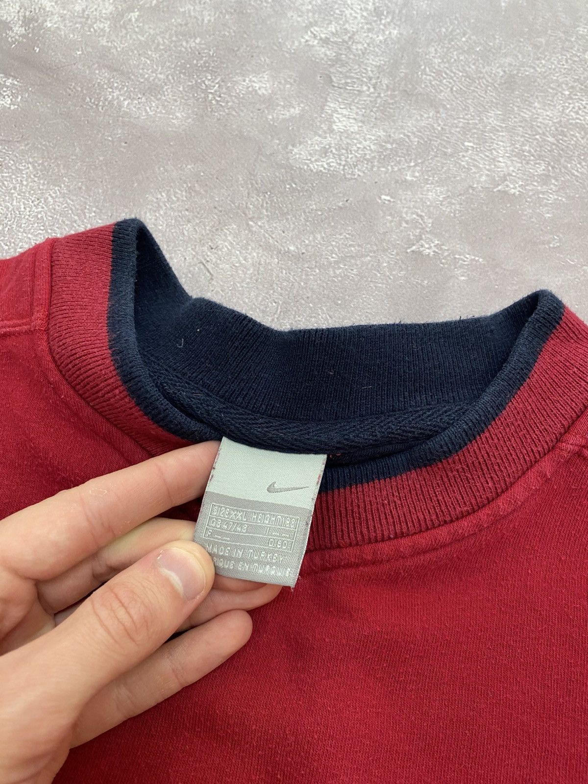 Nike Vintage 90s Nike Cental Logo Sweatshirt Big Logo Y2K Size US XXL / EU 58 / 5 - 6 Thumbnail
