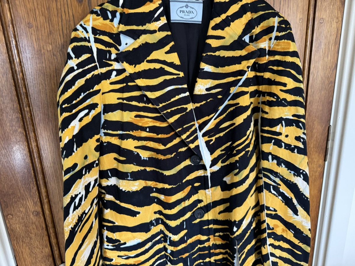 Prada SS18 Prada come on in tiger coat Archive grail coat jacket Size US S / EU 44-46 / 1 - 10 Thumbnail