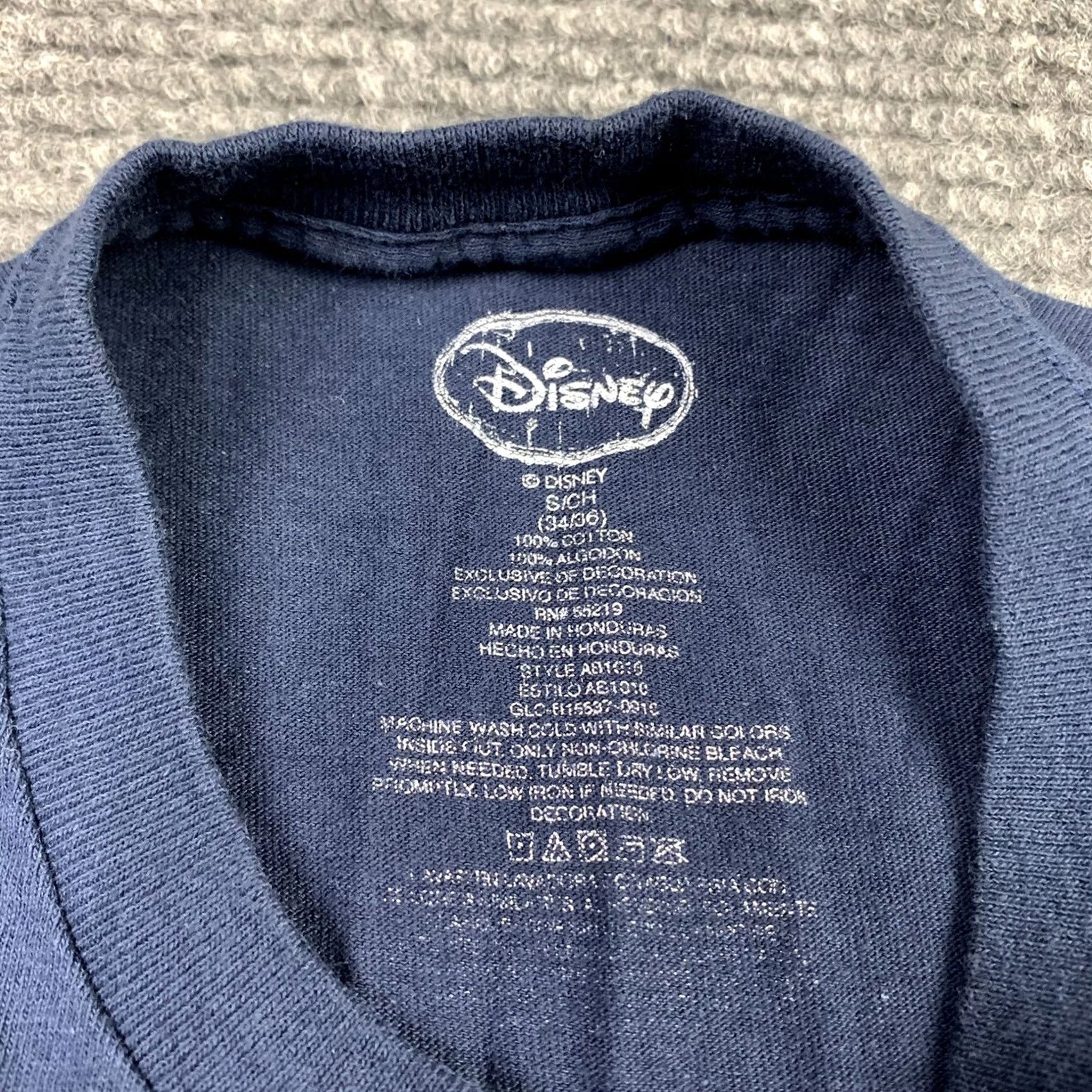 Disney Disney T-Shirt Mickey Mouse Graphic Florida Disney World Velvet Fabric Small Navy Blue Florida Disney World Velvet Graphic Tee Mens Shirt Size US S / EU 44-46 / 1 - 2 Thumbnail
