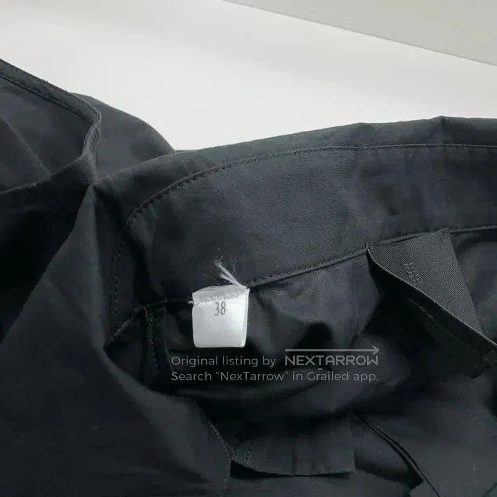 Givenchy Givenchy SS23 Men's Solid Lapel Sleeveless Shirt. Size US XXS / EU 40 - 3 Thumbnail
