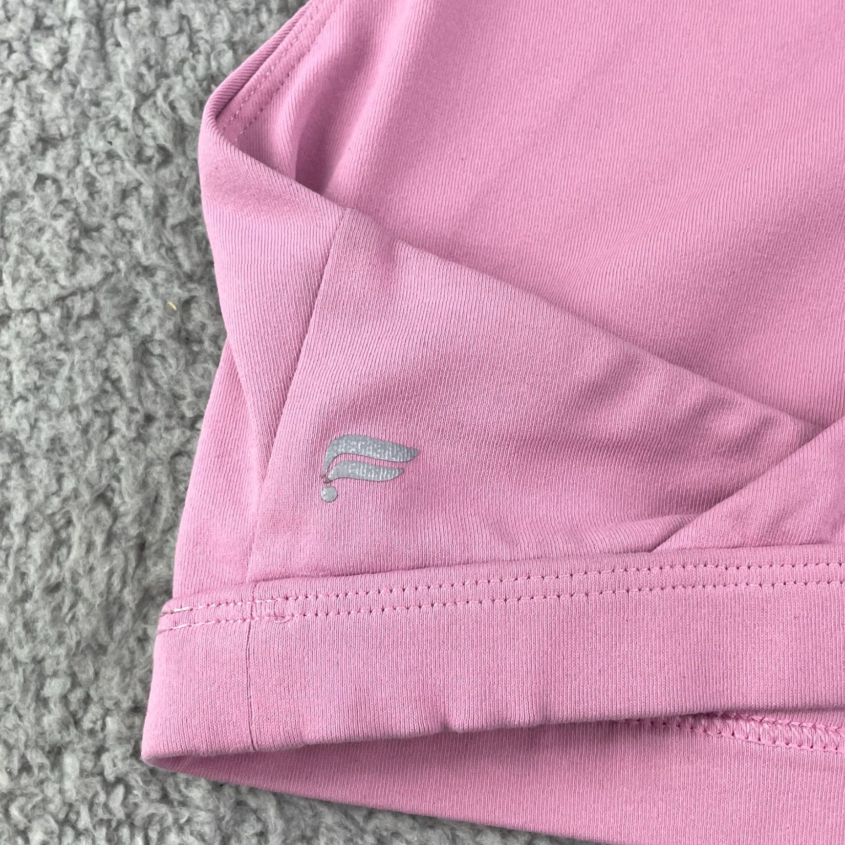 Fabletics Fabletics Old Navy Sports Bra LOT of 2 Women's Medium Pink Sportswear Gorpcore Size ONE SIZE - 6 Thumbnail
