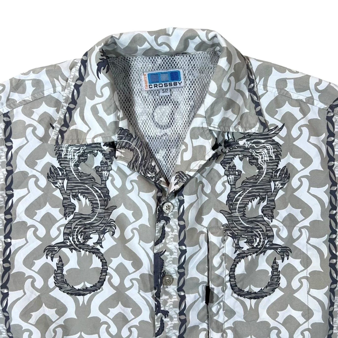 Vintage Crossby Shirt Gothic Y2K Dragon Pattern Grey White Short Sleeve S Mens Small Regular Fit Size US S / EU 44-46 / 1 - 3 Thumbnail