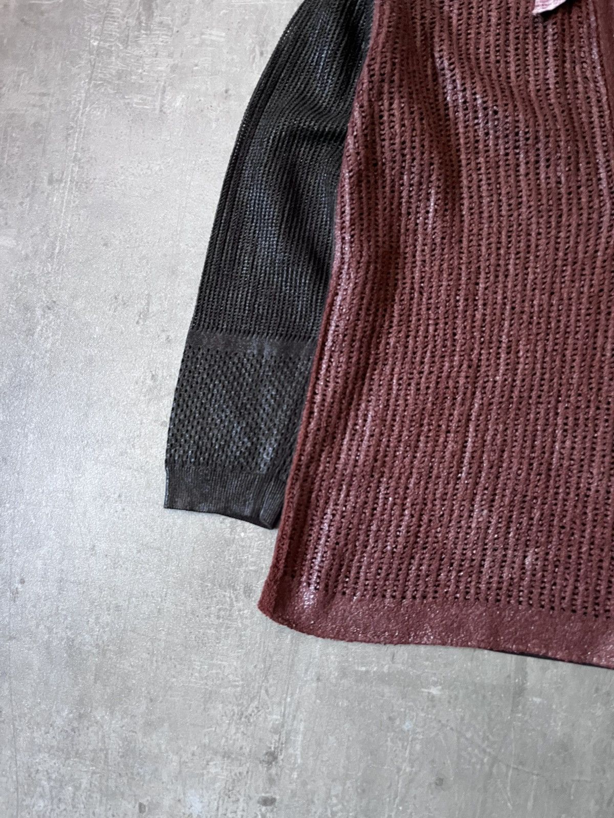 Acne Studios Acne Studios cotton waxed long sleeve polo black red Size US M / EU 48-50 / 2 - 2 Thumbnail