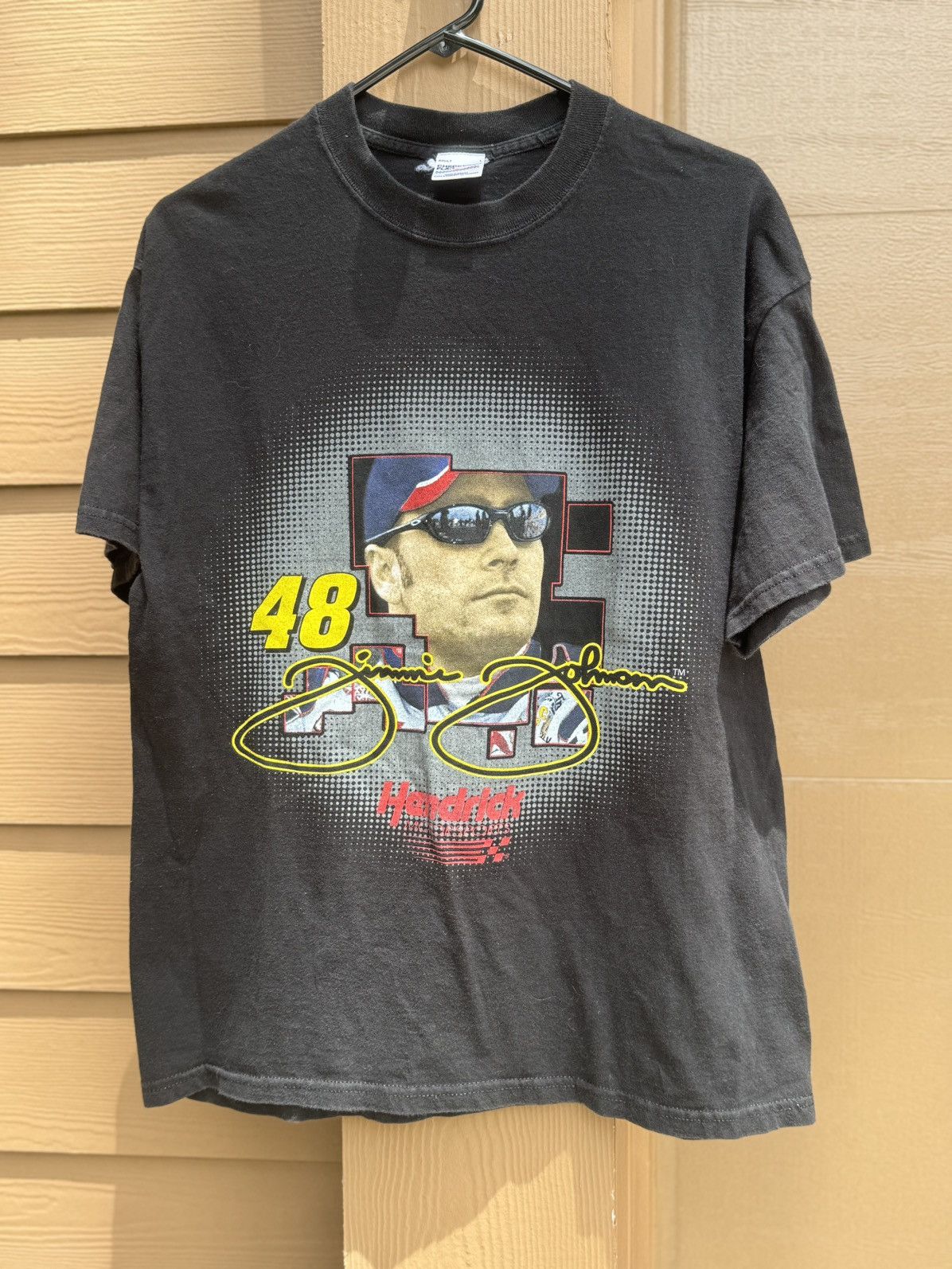 NASCAR × Vintage vintage 2002 Jimmie Johnson NASCAR Checkered Flag L race tee Size US L / EU 52-54 / 3 - 10 Thumbnail