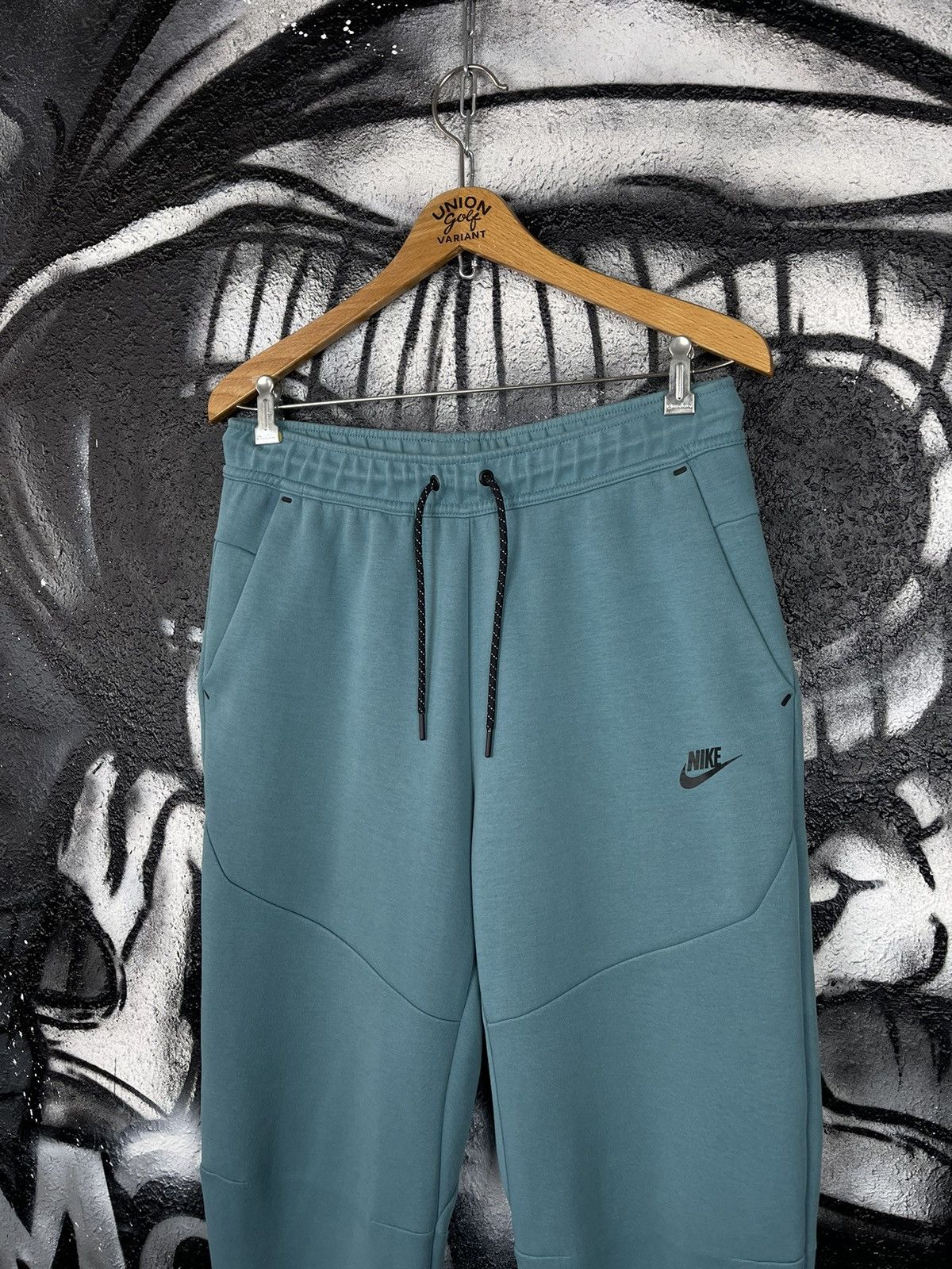 Nike Nike Tech Fleece Pants Men’s Size M Size US 32 / EU 48 - 3 Thumbnail
