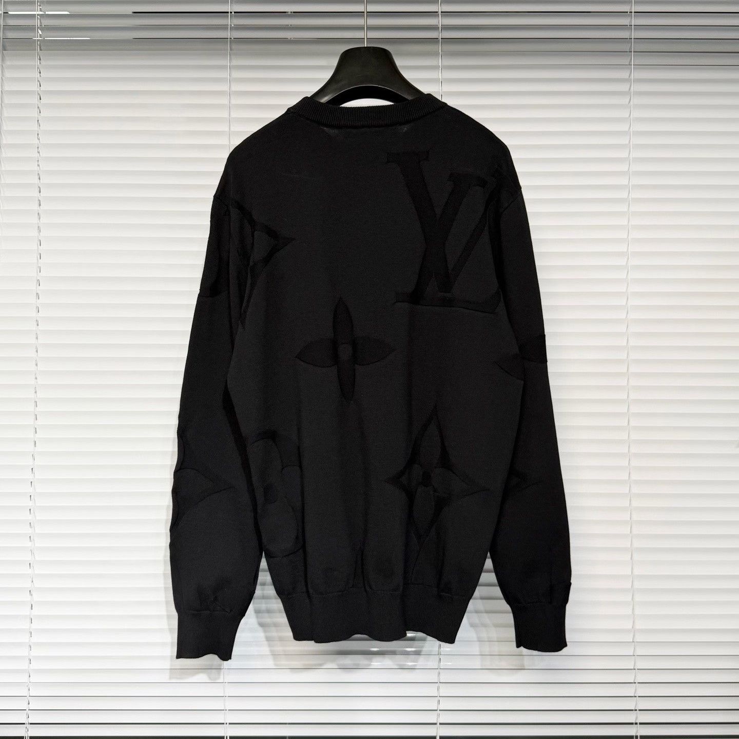 Louis Vuitton LV Monogram Knitted Sweater 2026 Holiday Size US M / EU 48-50 / 2 - 2 Thumbnail