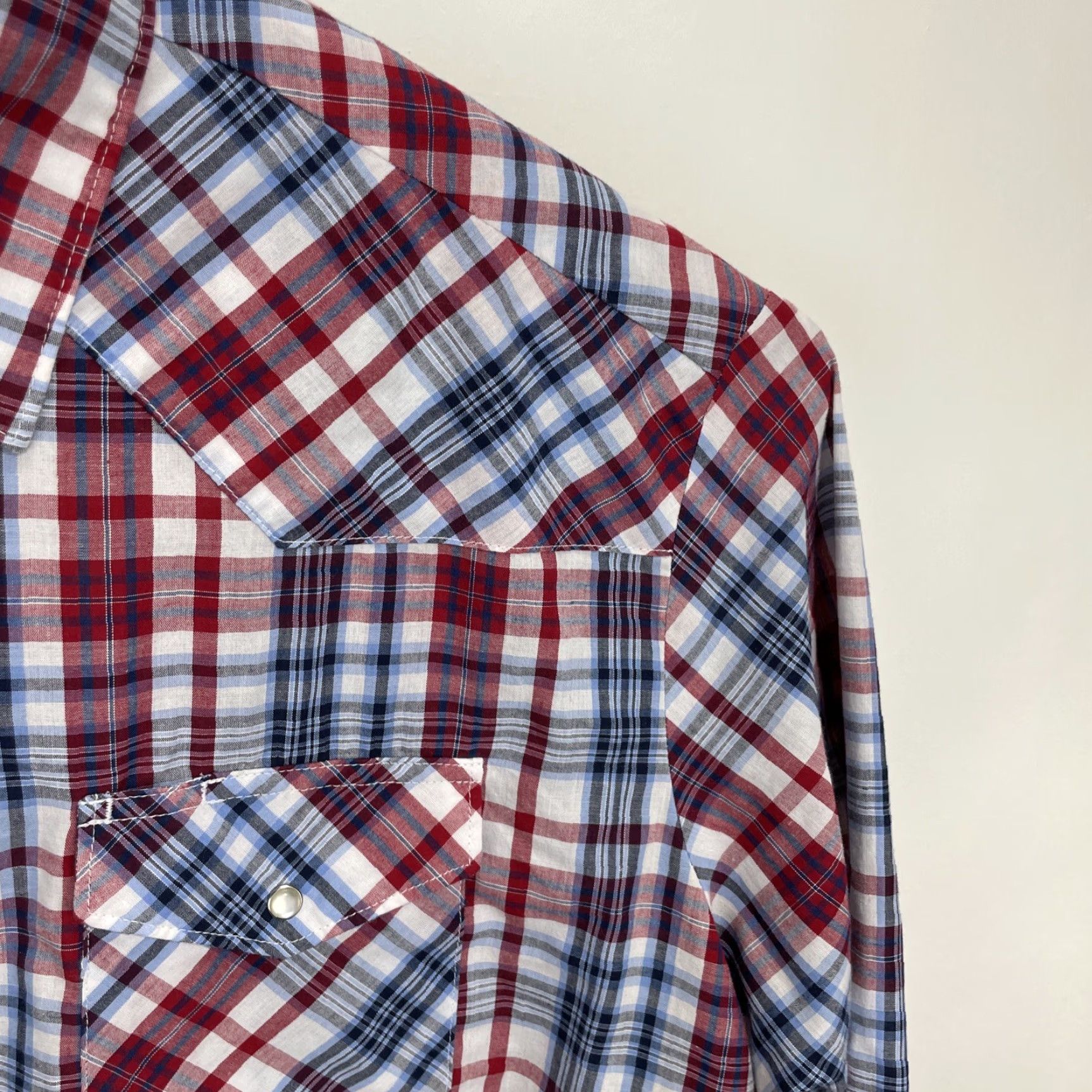 Wrangler Wrangler Shirt 2XL Red Blue White Plaid Western Rodeo Pearl Snap Button Cowboy Shirt Mens 2XL Red Plaid Western Wear Wrangler Size US XXL / EU 58 / 5 - 5 Thumbnail