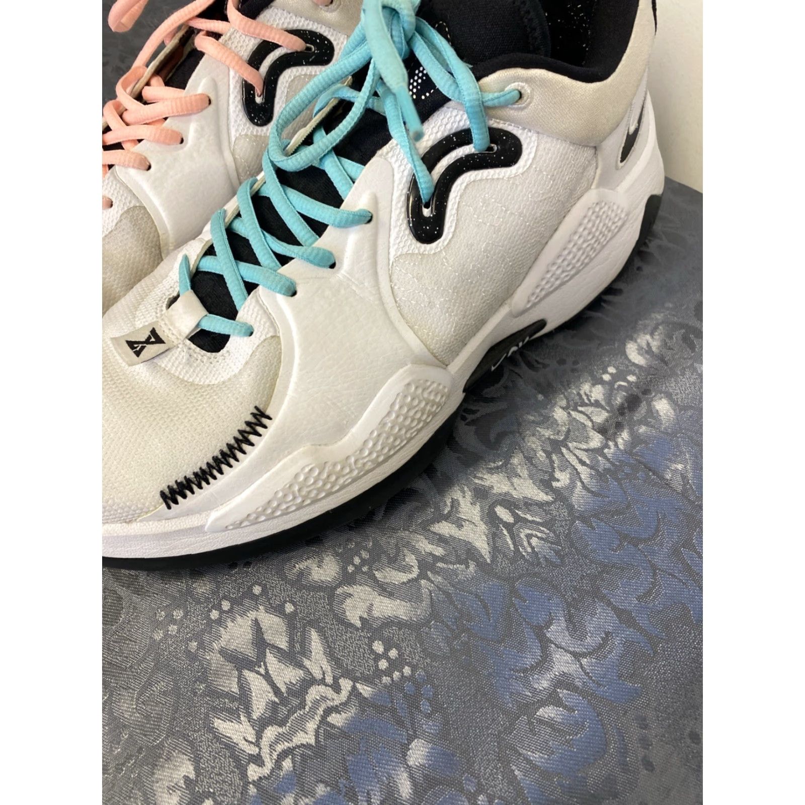 Nike Nike PG 5 Sneakers Men 13 White Nike PG 5 Sneaker Mens 13 White Size US 12 / EU 45 - 3 Thumbnail