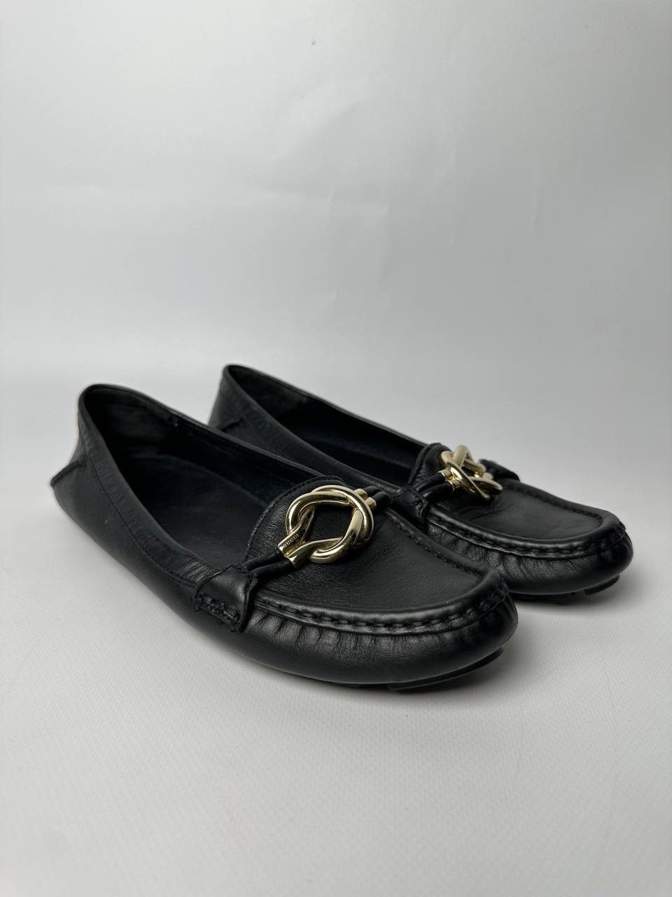 Gucci Gucci Loafers Driving Mocassins Gold Knot Detail Leather Size US 6 / IT 36 - 1 Thumbnail