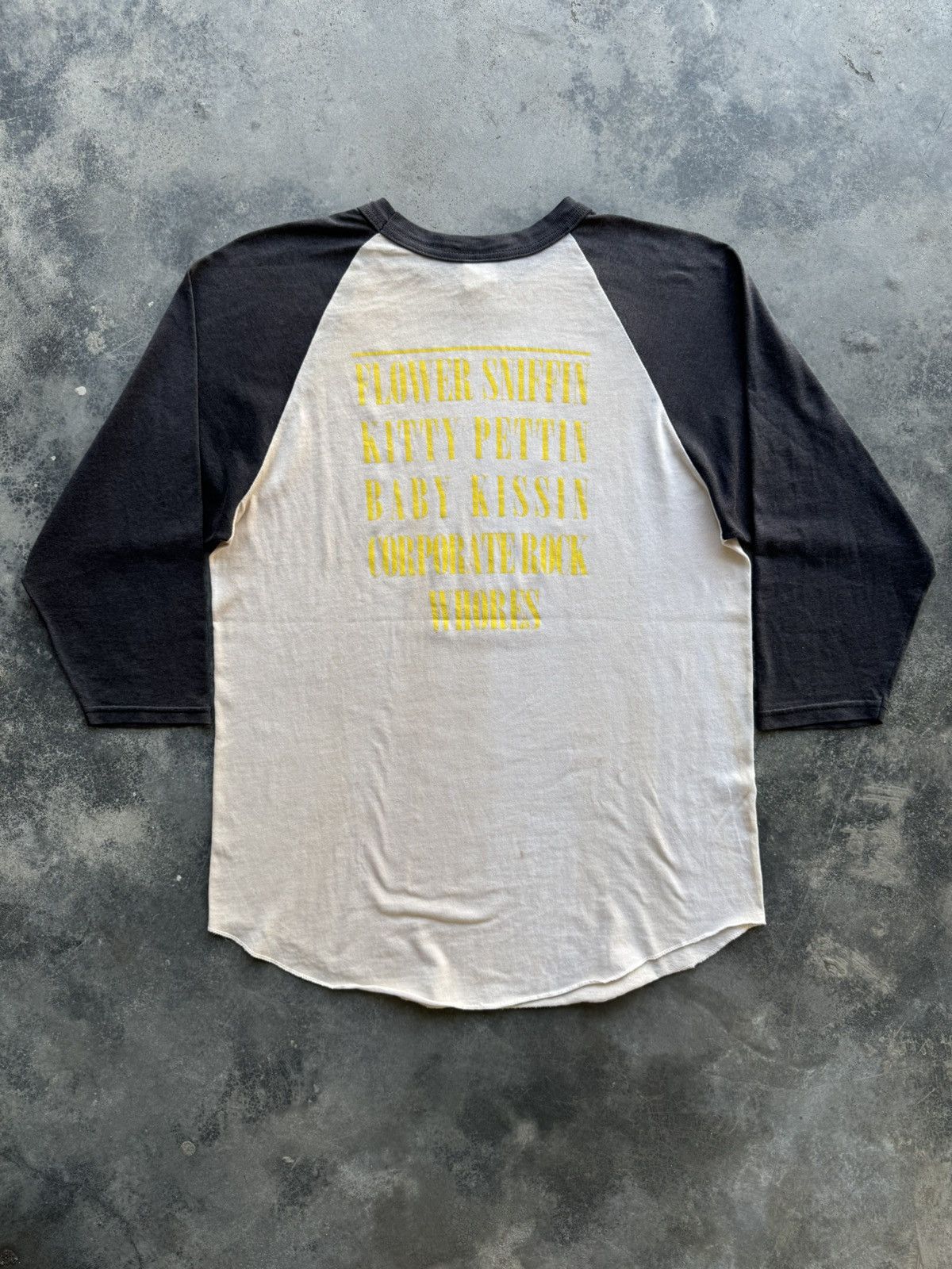 Band Tees × Nirvana × Vintage Vintage raglan nirvana band Size US M / EU 48-50 / 2 - 8 Thumbnail