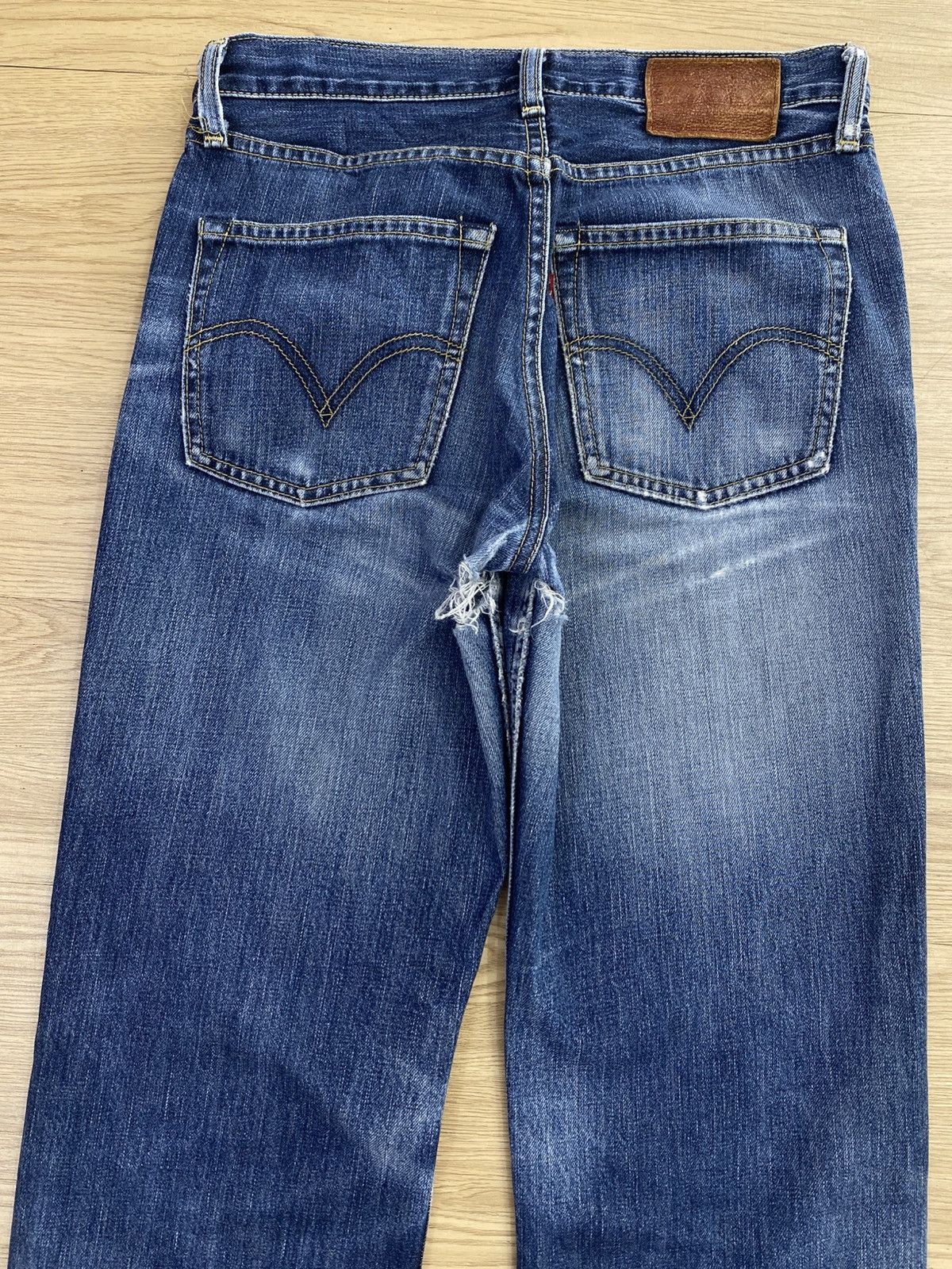 Levi's Levi’s Blue Wash Style Hairy Leg Jeans Size US 29 - 4 Thumbnail