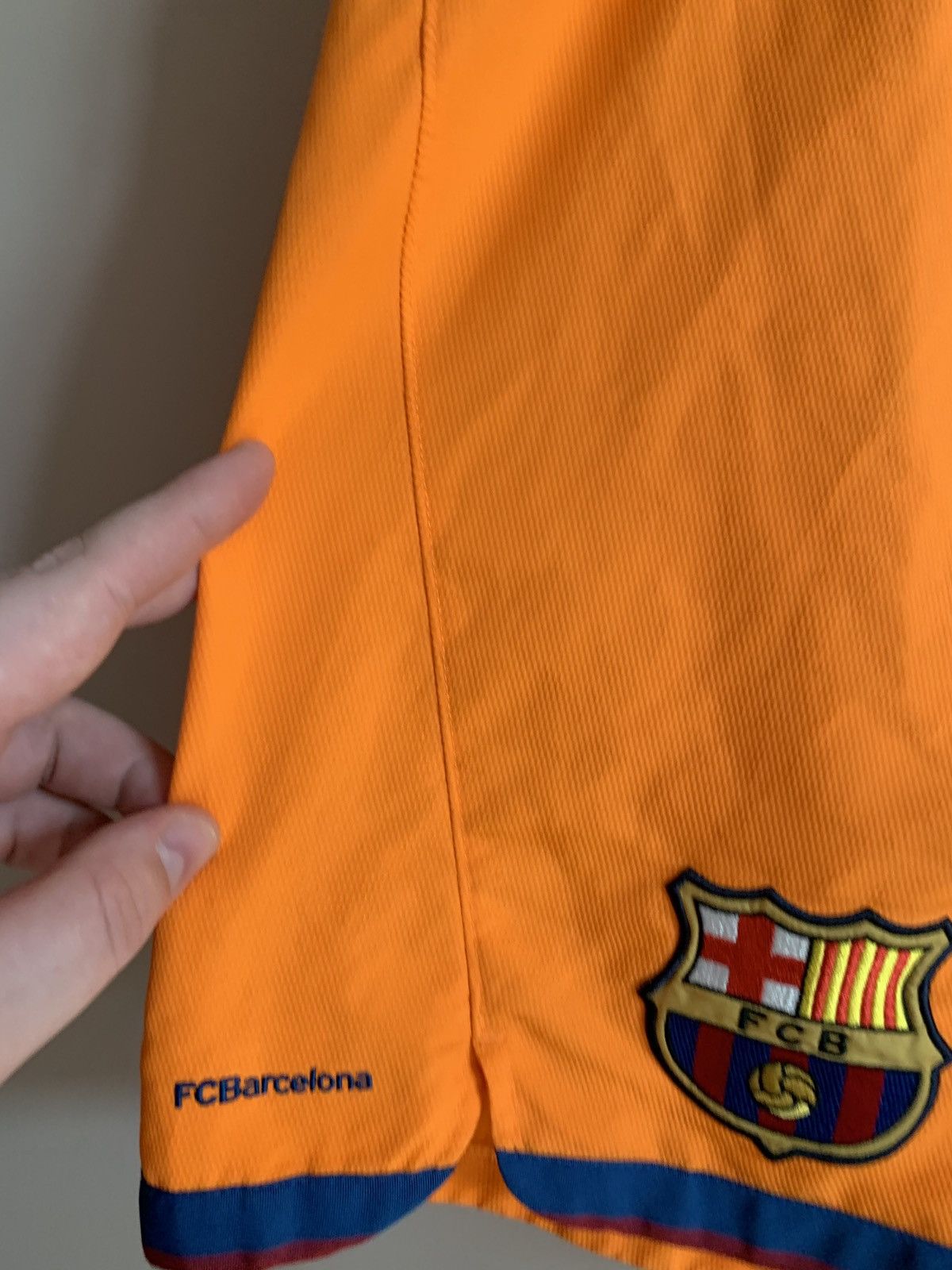 Nike Vintage FC Barcelona 2006 away orange soccer shorts Nike Size US 32 / EU 48 - 4 Thumbnail