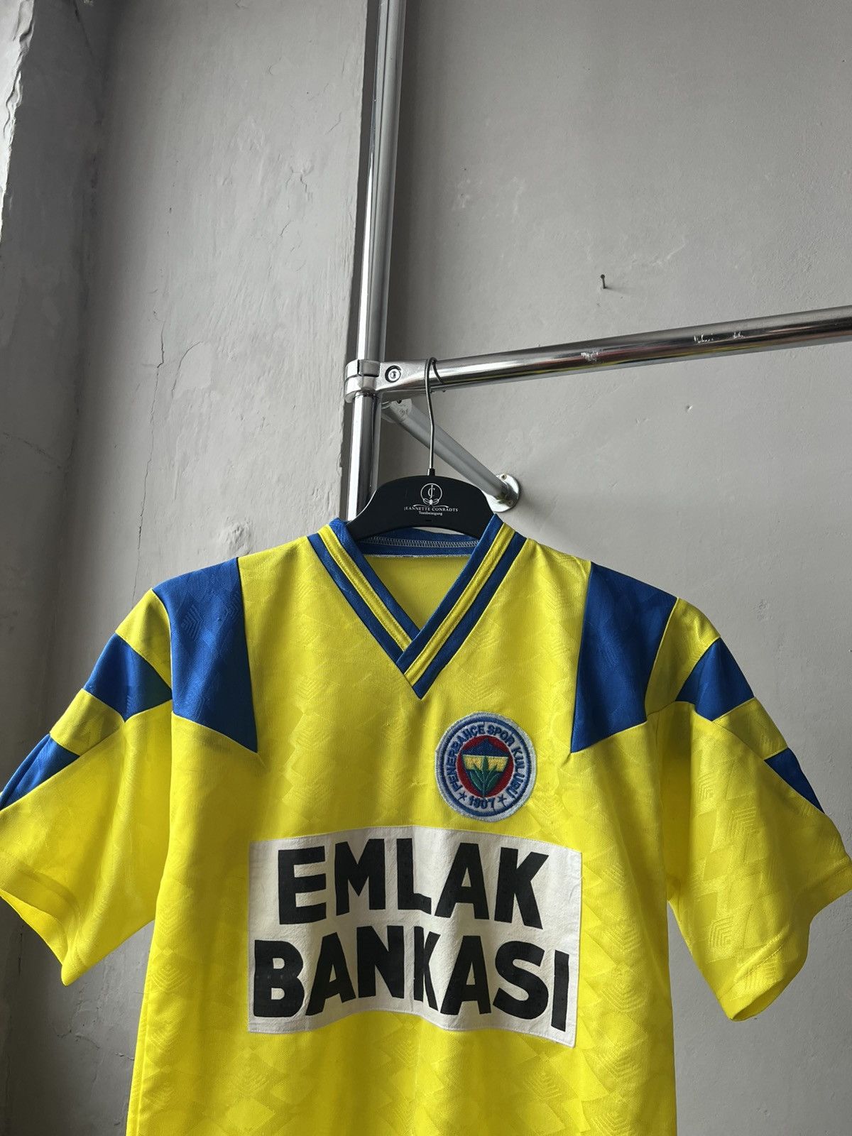 Vintage 1991/93 FENERBAHCE HOME RETRO REPLICA #8 SOCCER JERSEY SHIRT Size US M / EU 48-50 / 2 - 3 Thumbnail