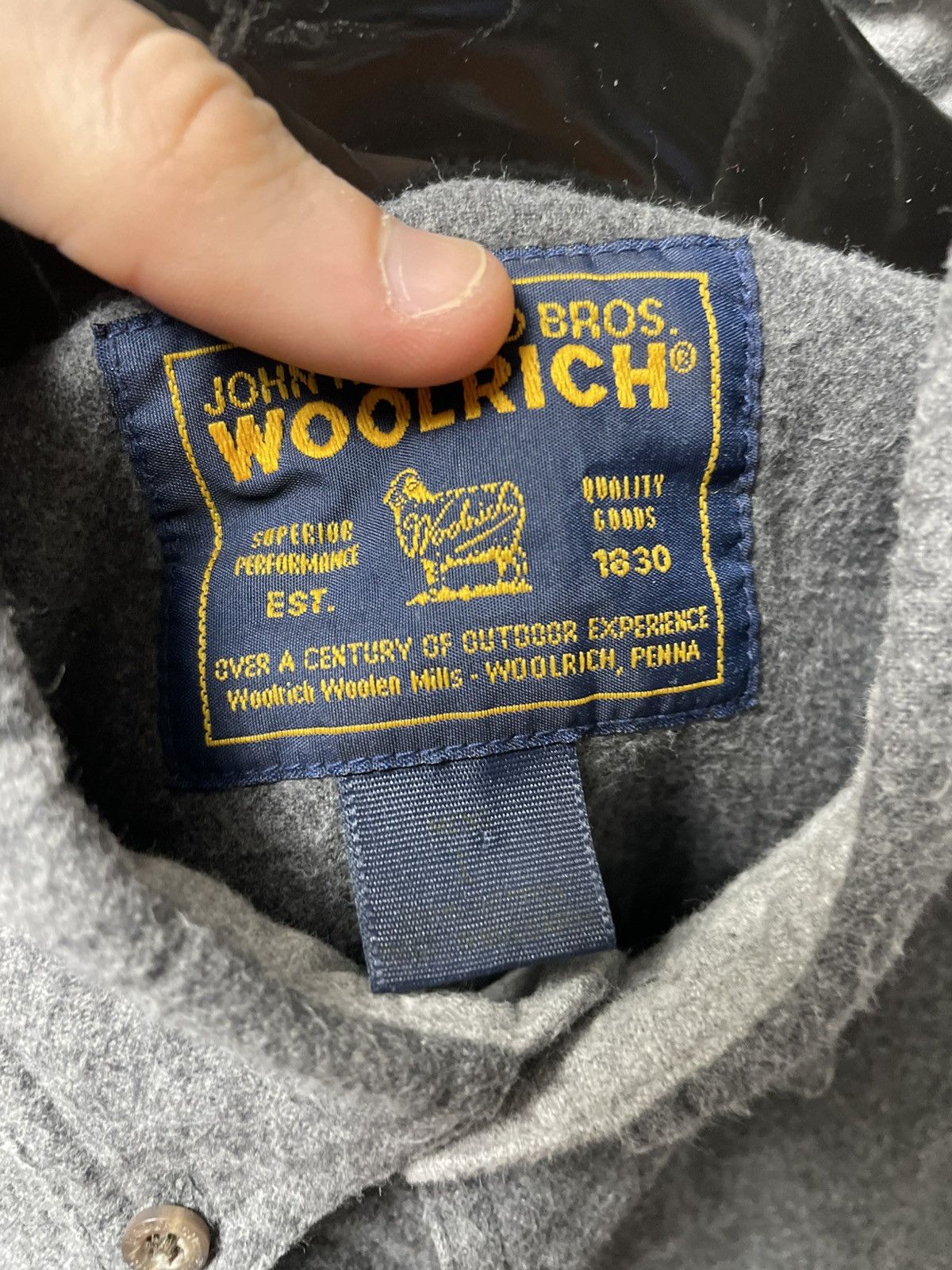 Woolrich Woolen Mills Woolrich Heavyweight Grey Shirt Button-Down Outdoor Heritage Size US L / EU 52-54 / 3 - 12 Thumbnail
