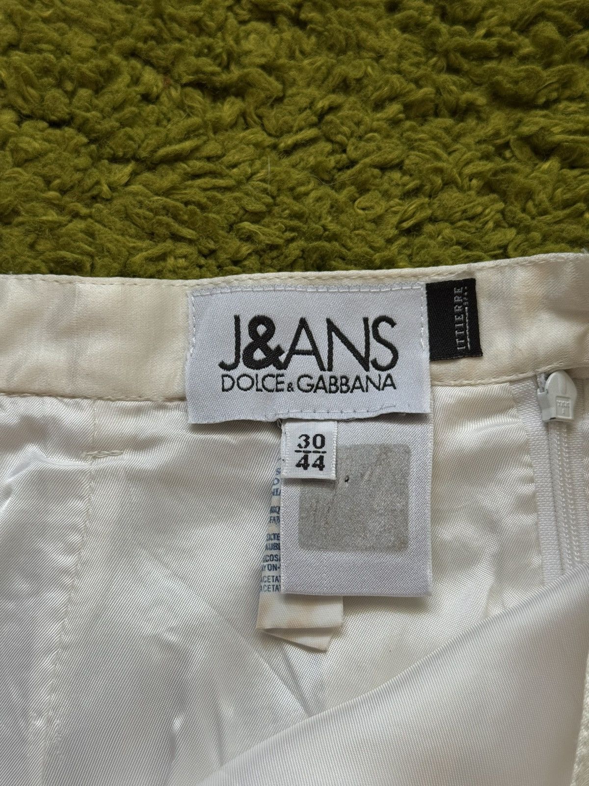 Dolce & Gabbana Dolce & Gabbana J&ANS 1990s vintage satin mini skirt Size 26" / US 2 / IT 38 - 5 Thumbnail