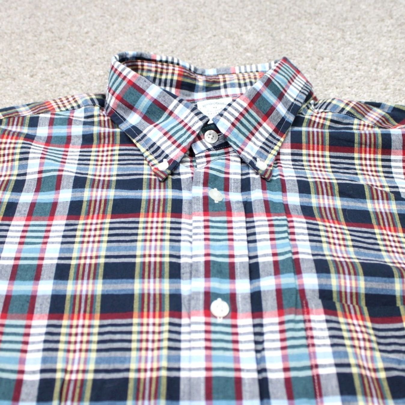 Brooks Brothers Brooks Brothers Regent Shirt Mens XL Red/Green Plaid 100% Cotton Long Sleeve Button-Up Size US XL / EU 56 / 4 - 5 Thumbnail