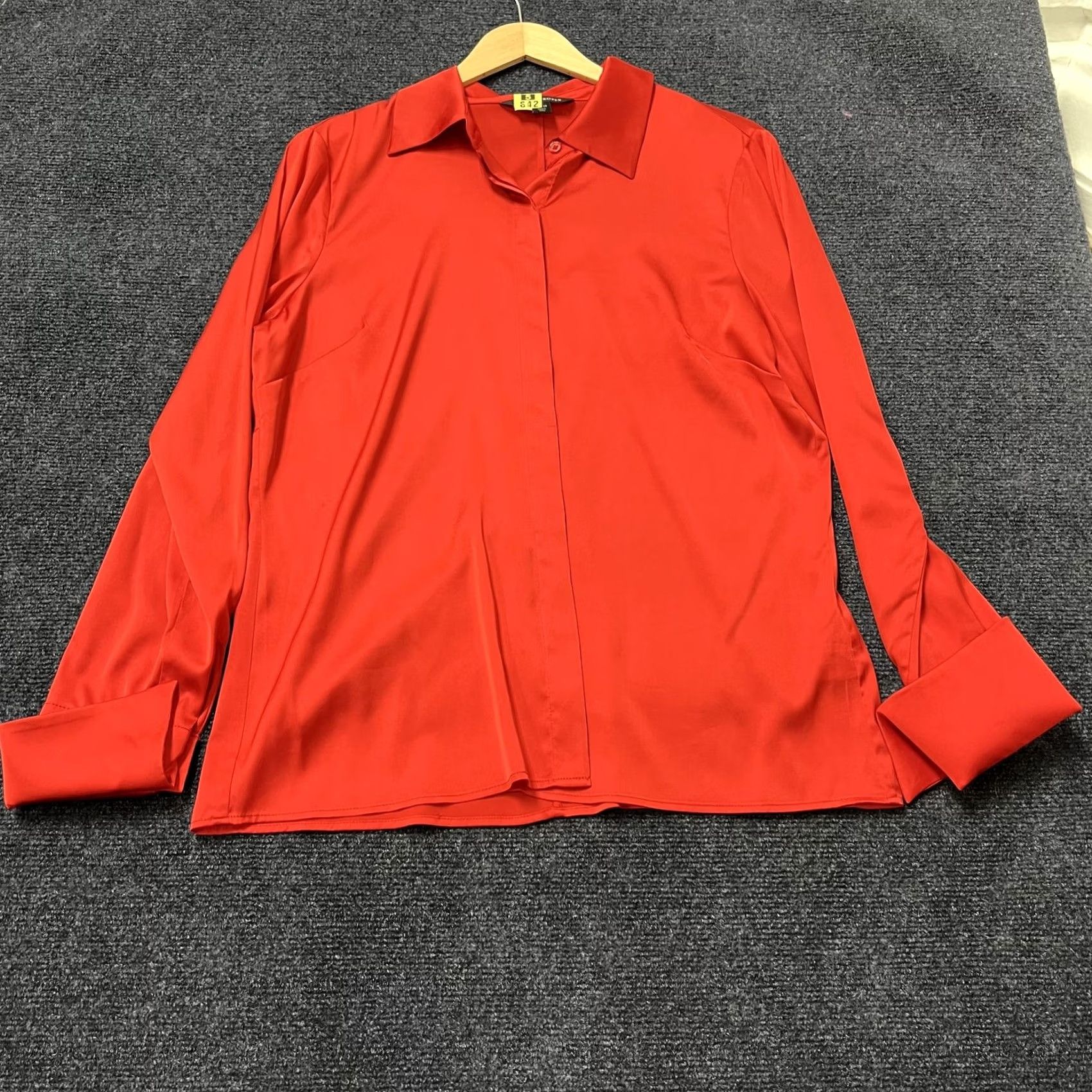 Roper Roper Womens 14 Red Long Sleeve Button Front Western Dressy Shirt Top Size XL / US 12-14 / IT 48-50 - 2 Thumbnail