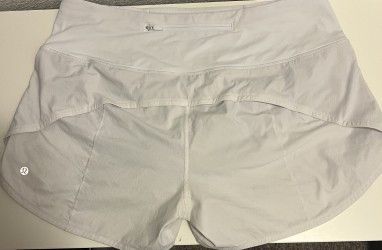 Lululemon white lululemon shorts Size 34" / US 12 / IT 48 - 2 Thumbnail