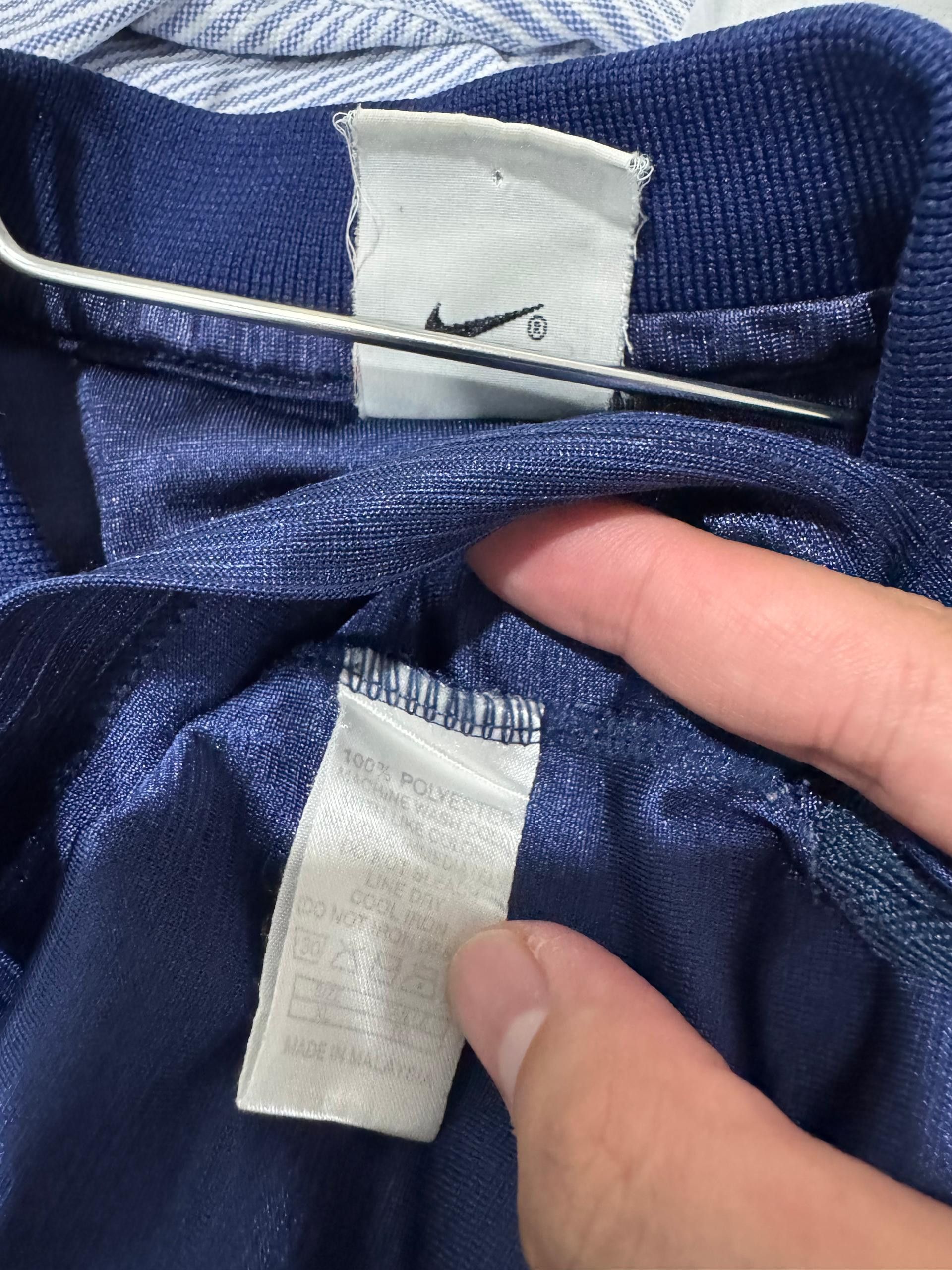 Nike Vintage Nike Jersey Size US L / EU 52-54 / 3 - 6 Thumbnail