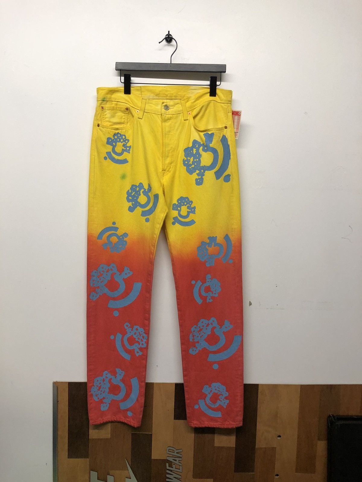 image of (B)Stroy X Denim Tears Levi’S 501 Pants Size 34 in Yellow, Men's