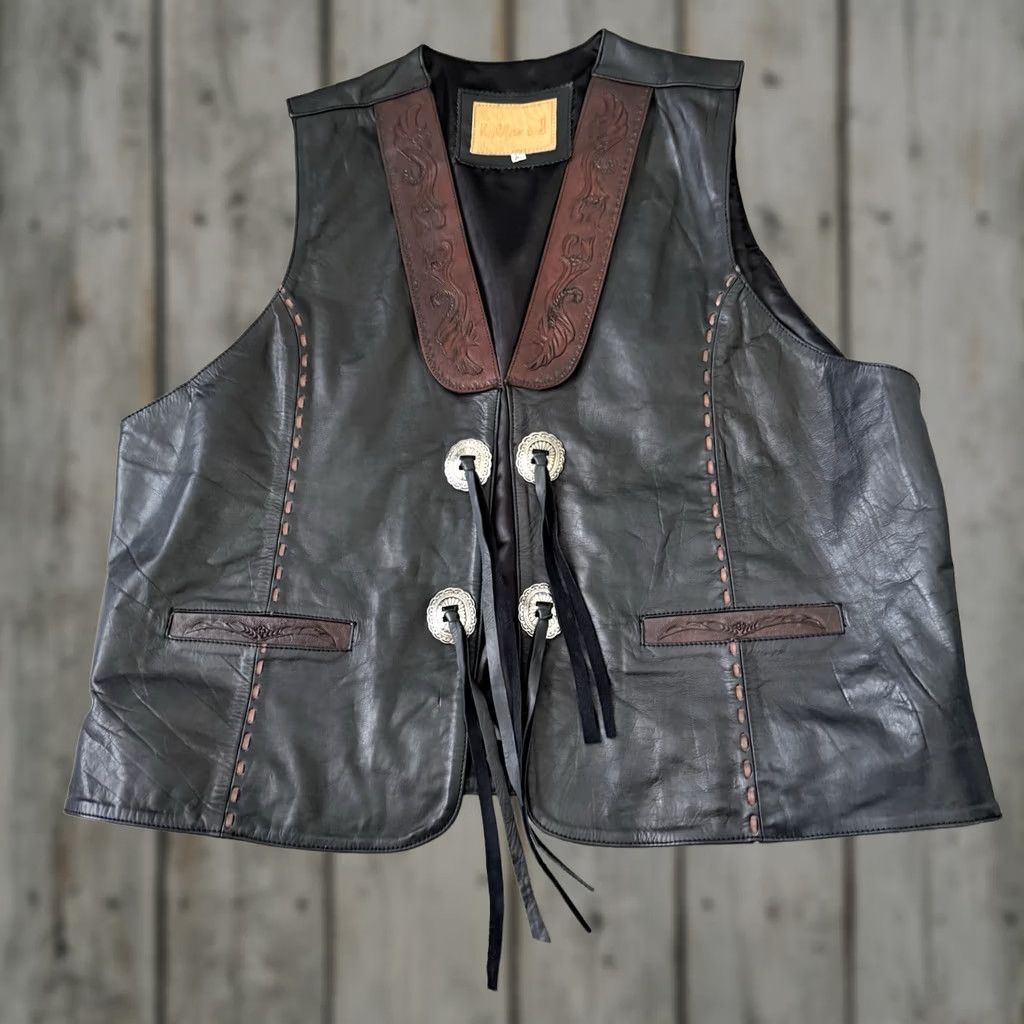 Vintage Kobler Leather Vest Mens 2XL Black Tooled Lapels Fringe Antique Finish Leather Vest Open Pockets Skull All Seasons Regular 2XL Mens Christmas? Size US XXL / EU 58 / 5 - 1 Thumbnail
