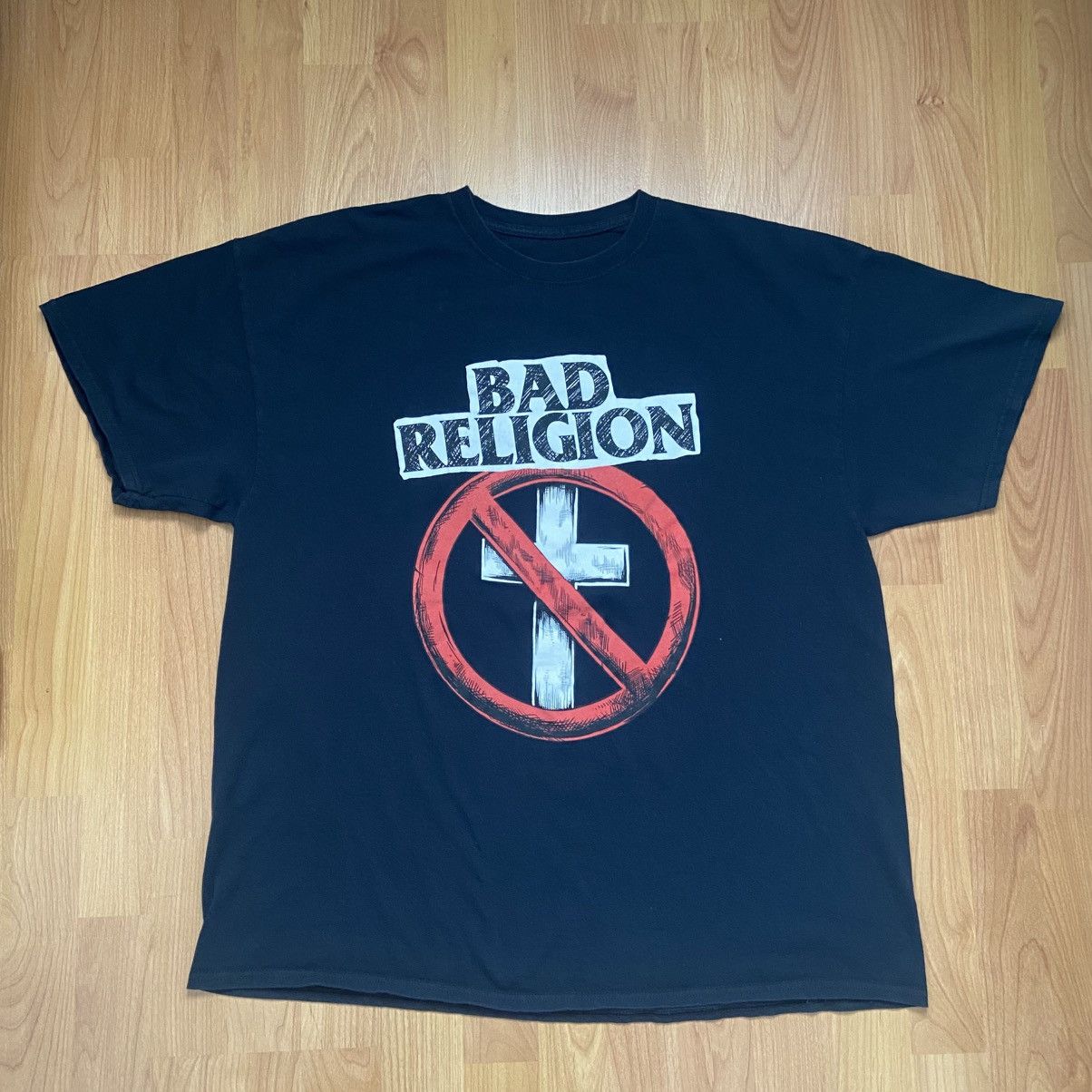 Band Tees Bad Religion The Vox Populi Tour 2016 Band T-Shirt Men’s XXL Size US XXL / EU 58 / 5 - 1 Thumbnail