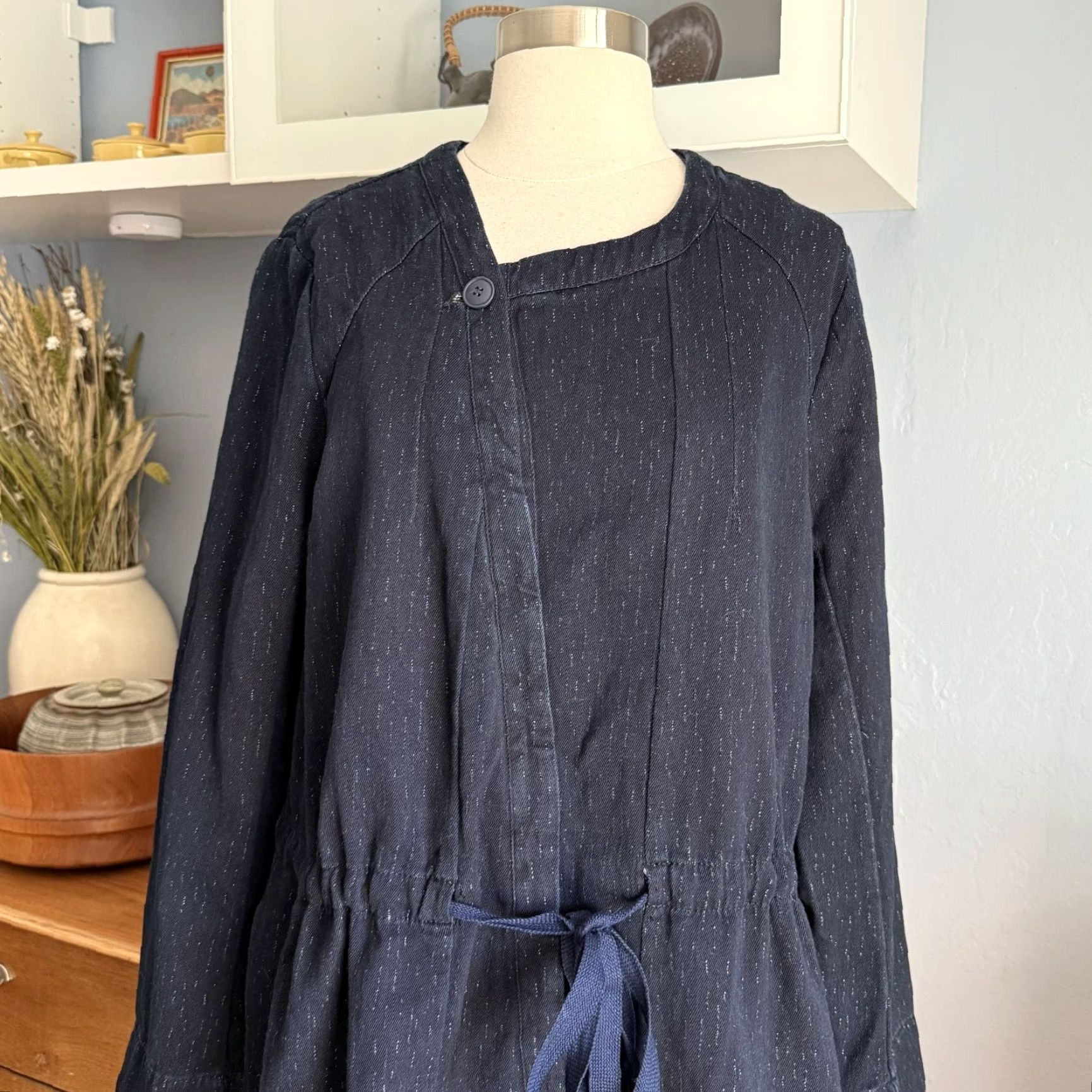Denime LILITH Rinaldi Navy Denim Topper Jacket Cinched Waist Ties Lagenlook 40 M Navy Denim Topper Jacket Womens M 40 Blue Jacket Size S / US 4 / IT 40 - 3 Thumbnail