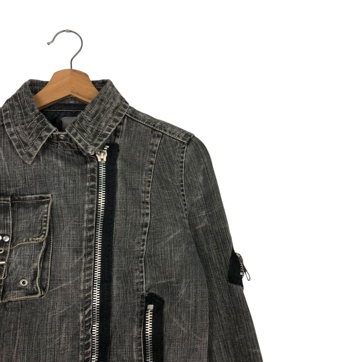Japanese Brand 🔥VINTAGE CROPPED DENIM BIKER JACKET BISCOTE ISSEY MIYAKE Size US XS / EU 42 / 0 - 8 Thumbnail