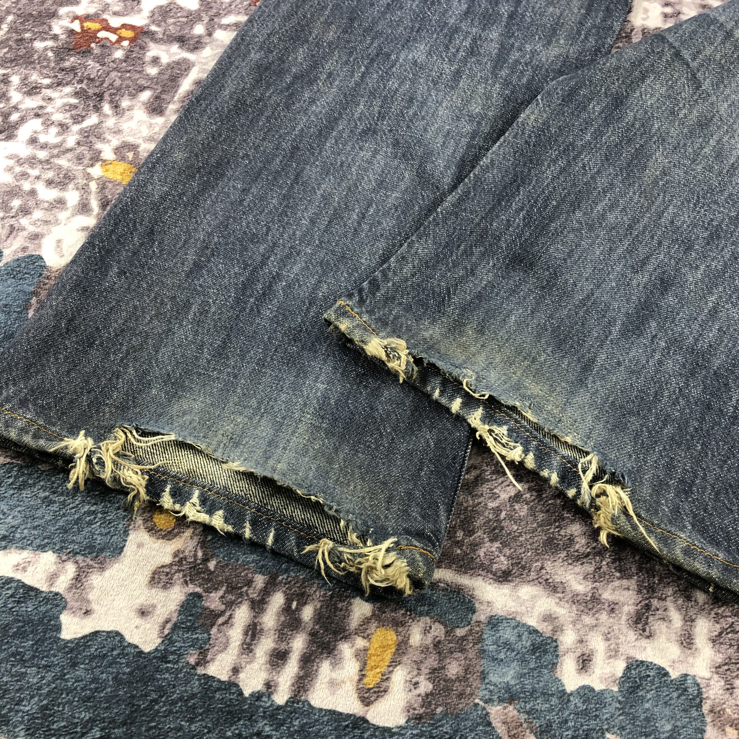 Levi's × Vintage 90s Vintage Ripped Levis 501 Jeans-JM2540 Size US 33 - 4 Thumbnail