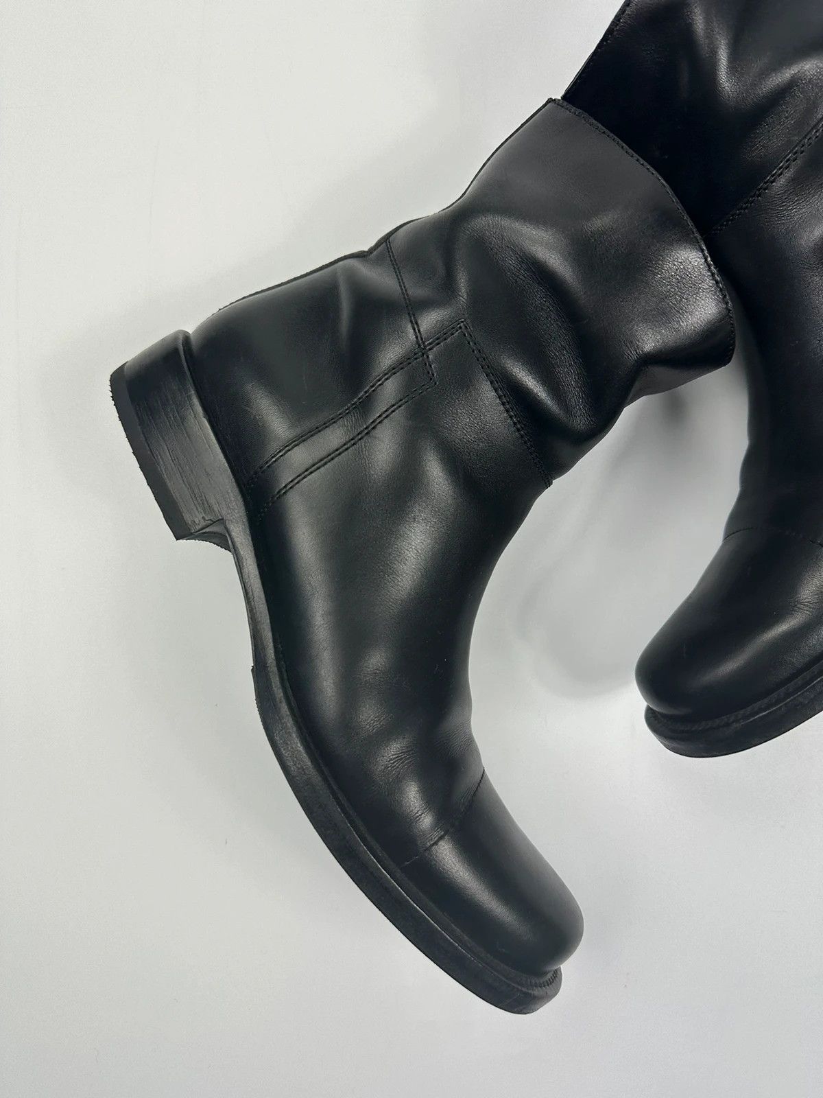 Prada Prada Milano Black Leather Ankle Boots Round Toe Size US 5 / IT 35 - 4 Thumbnail
