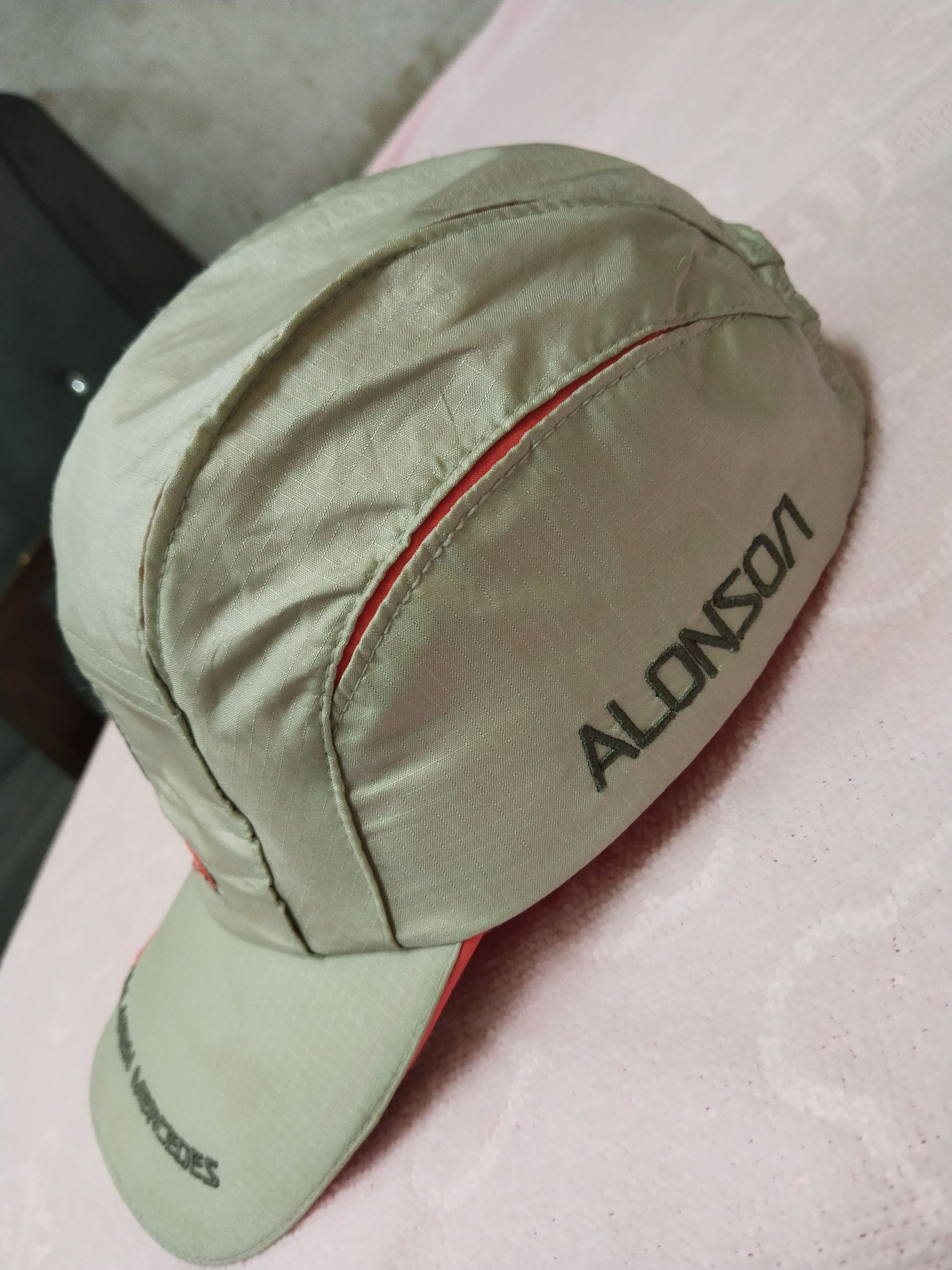 Formula 1 5 PANEL VINTAGE MC LAREN LEWIS HAMILTON CAP Size ONE SIZE - 3 Thumbnail