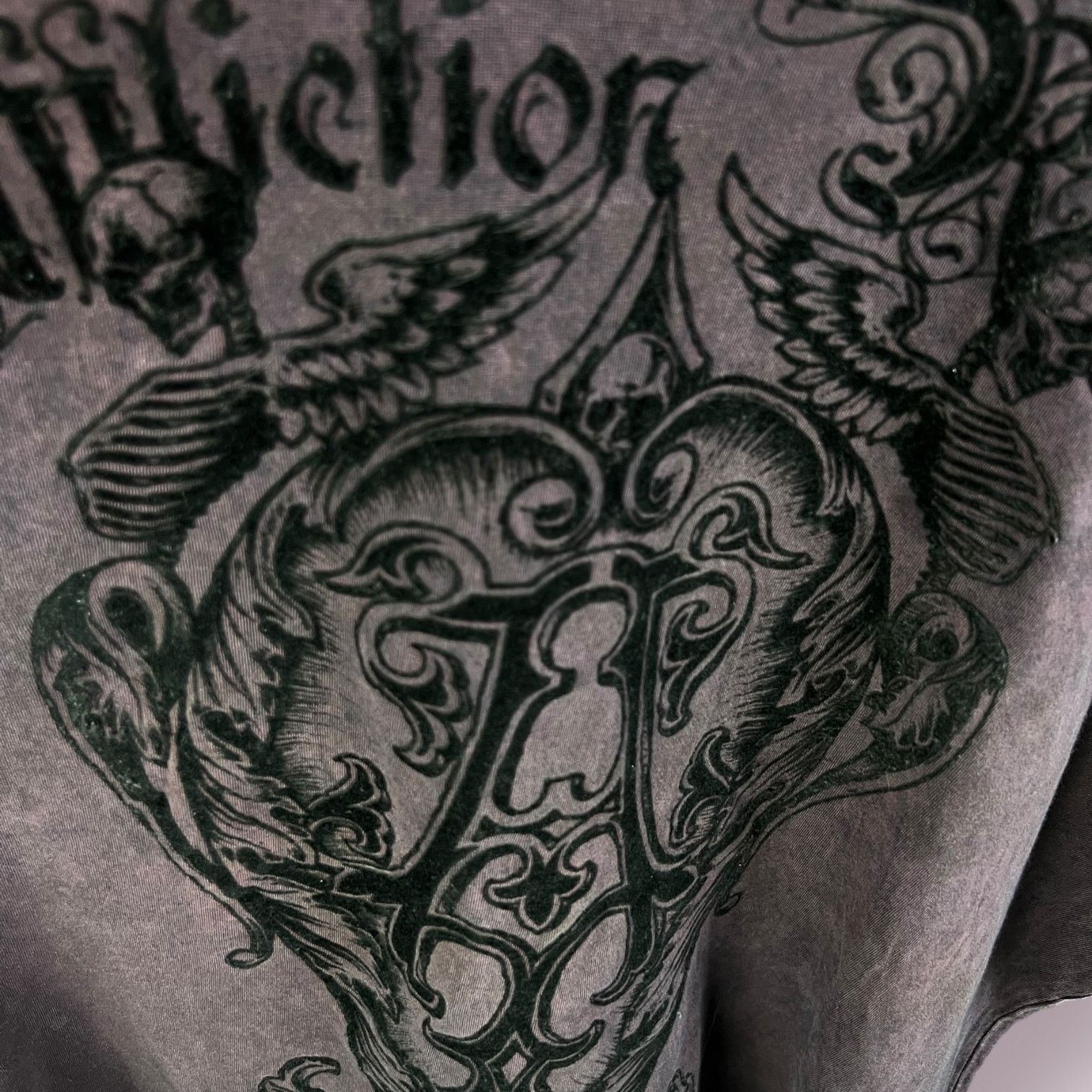Affliction Men's AFFLICTION T-Shirt Sz XL Royalty Skulls Distressed Y2K Size US XL / EU 56 / 4 - 3 Thumbnail