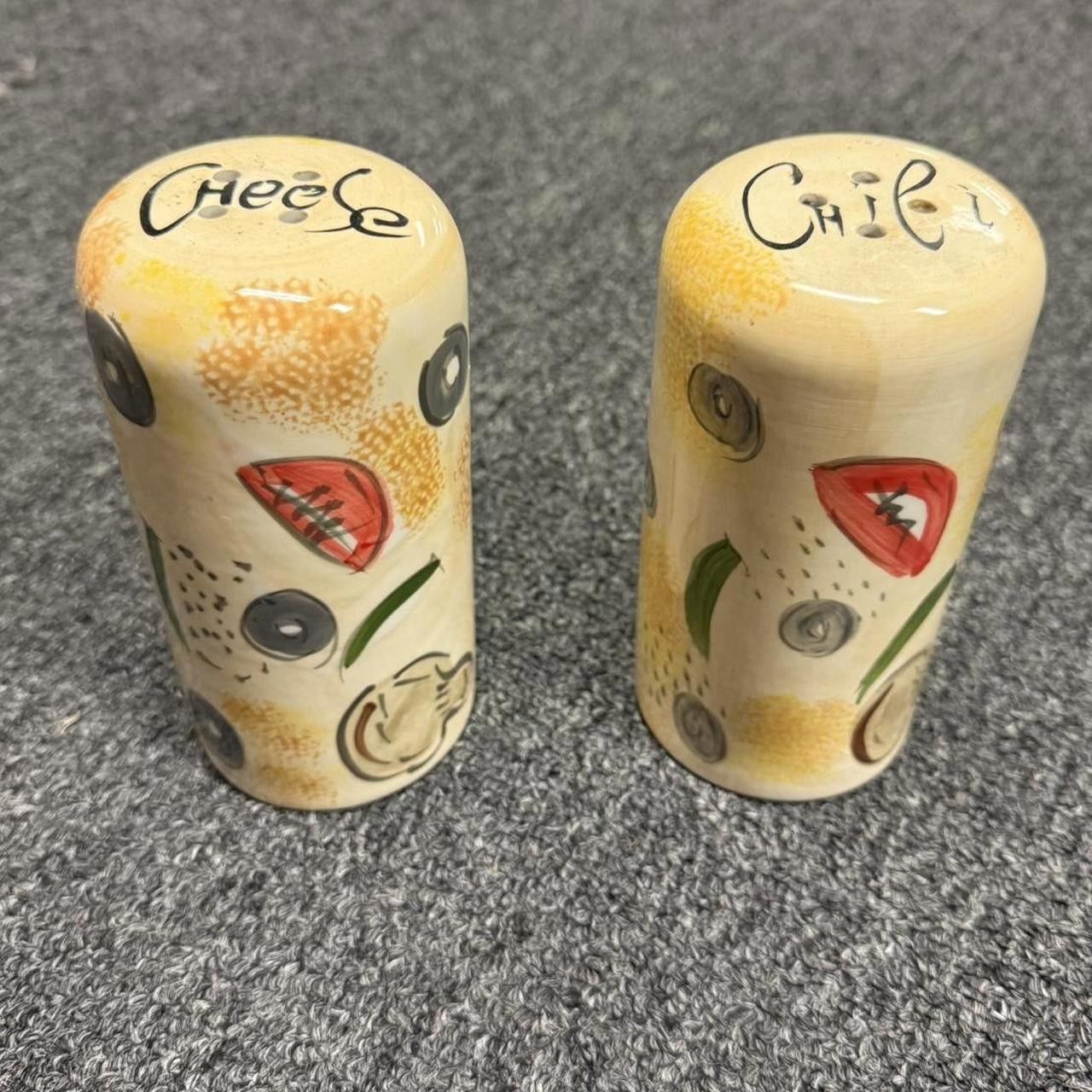 Designer Set of 2 Ceramic Cheese & Chili Shakers Size ONE SIZE - 2 Thumbnail