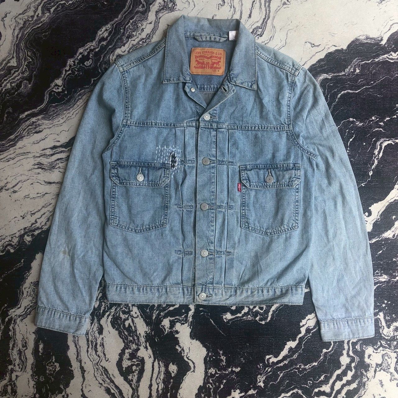 Levi's Levi’s Type 2 Sashiko Boro Repair Denim Trucker Jacket Size US S / EU 44-46 / 1 - 1 Thumbnail