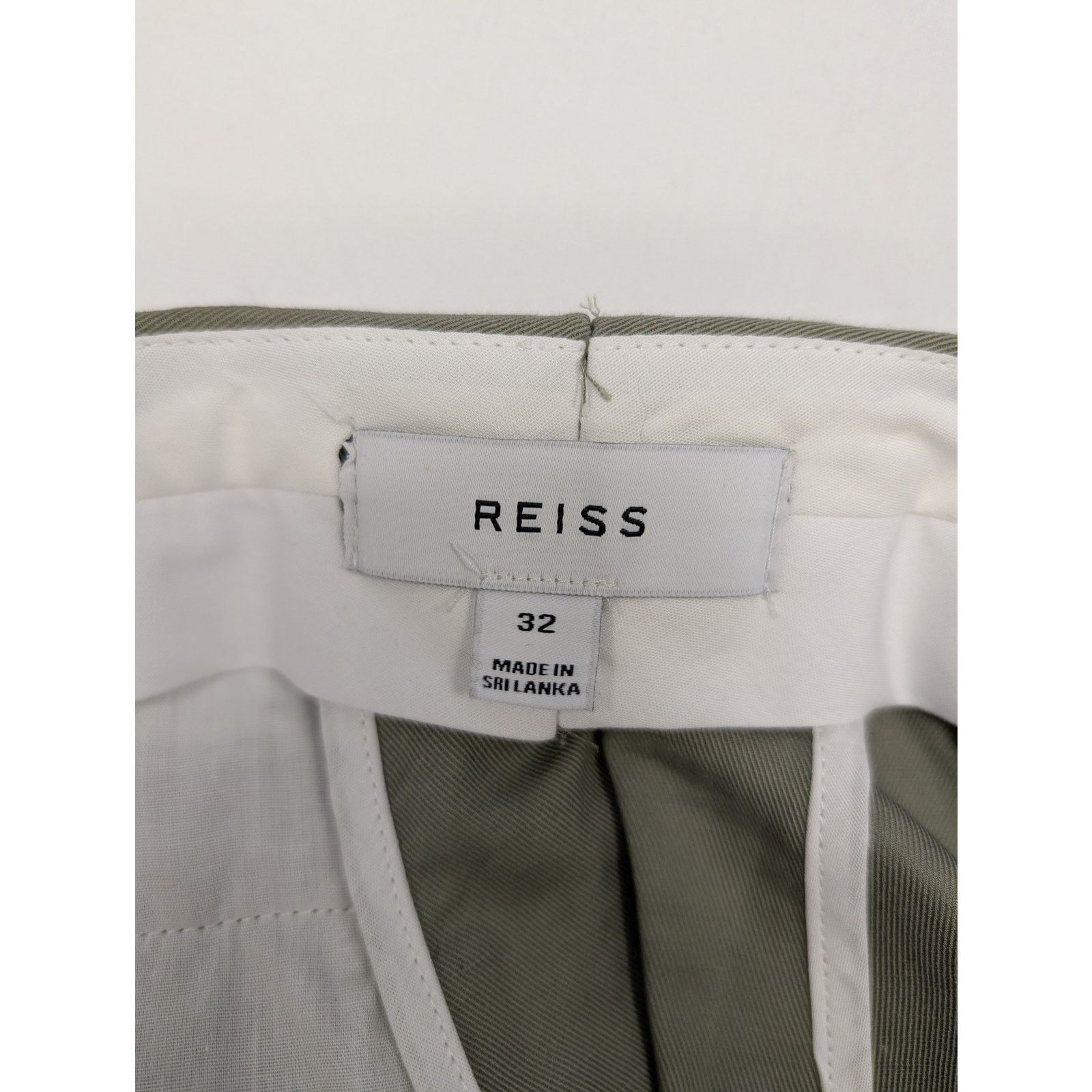Reiss o1rshd1 CC20 Shorts in Grey Size US 32 / EU 48 - 10 Thumbnail