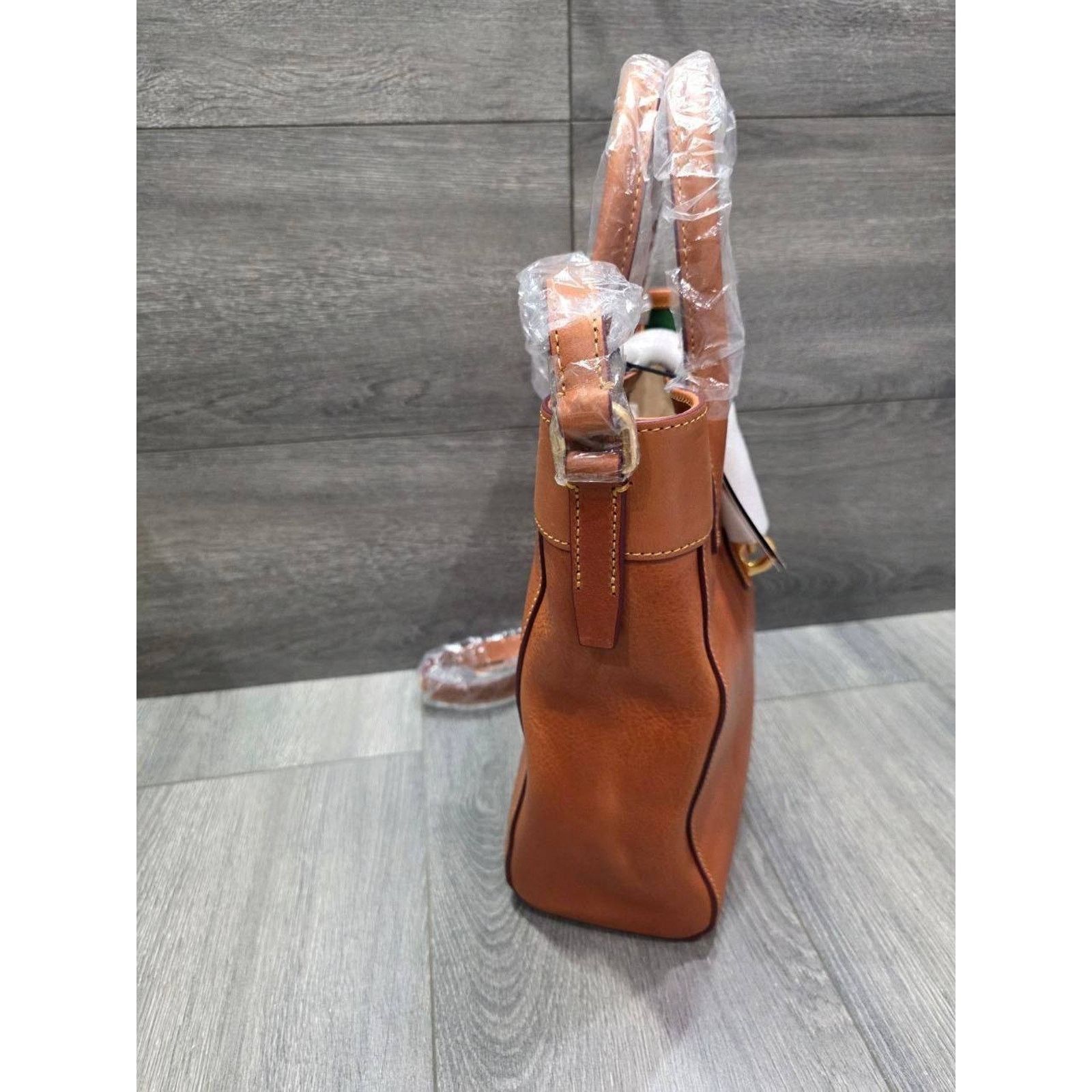 Dooney & Bourke Dooney & Bourke Florentine Leather North/ South bag B000548 Size ONE SIZE - 6 Thumbnail