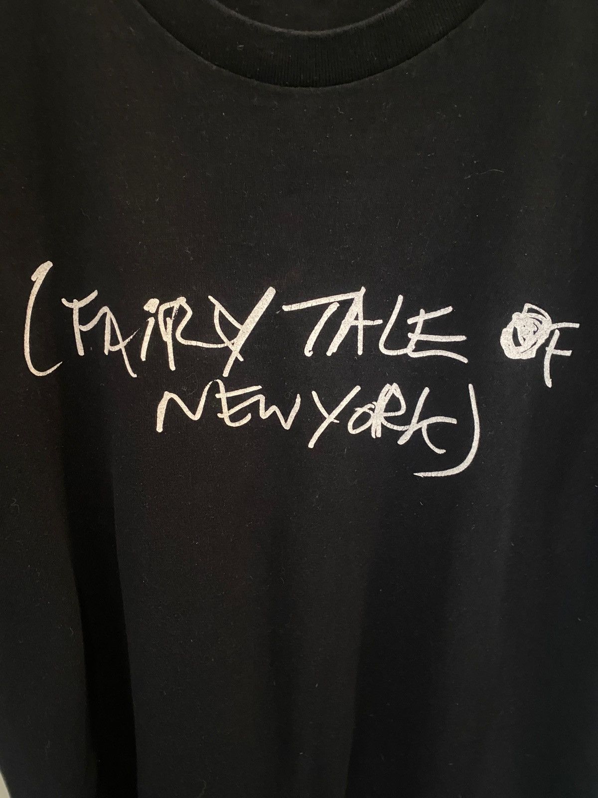 Supreme Supreme Fairy Tale of New York Black Tee. Size L Size US L / EU 52-54 / 3 - 2 Thumbnail