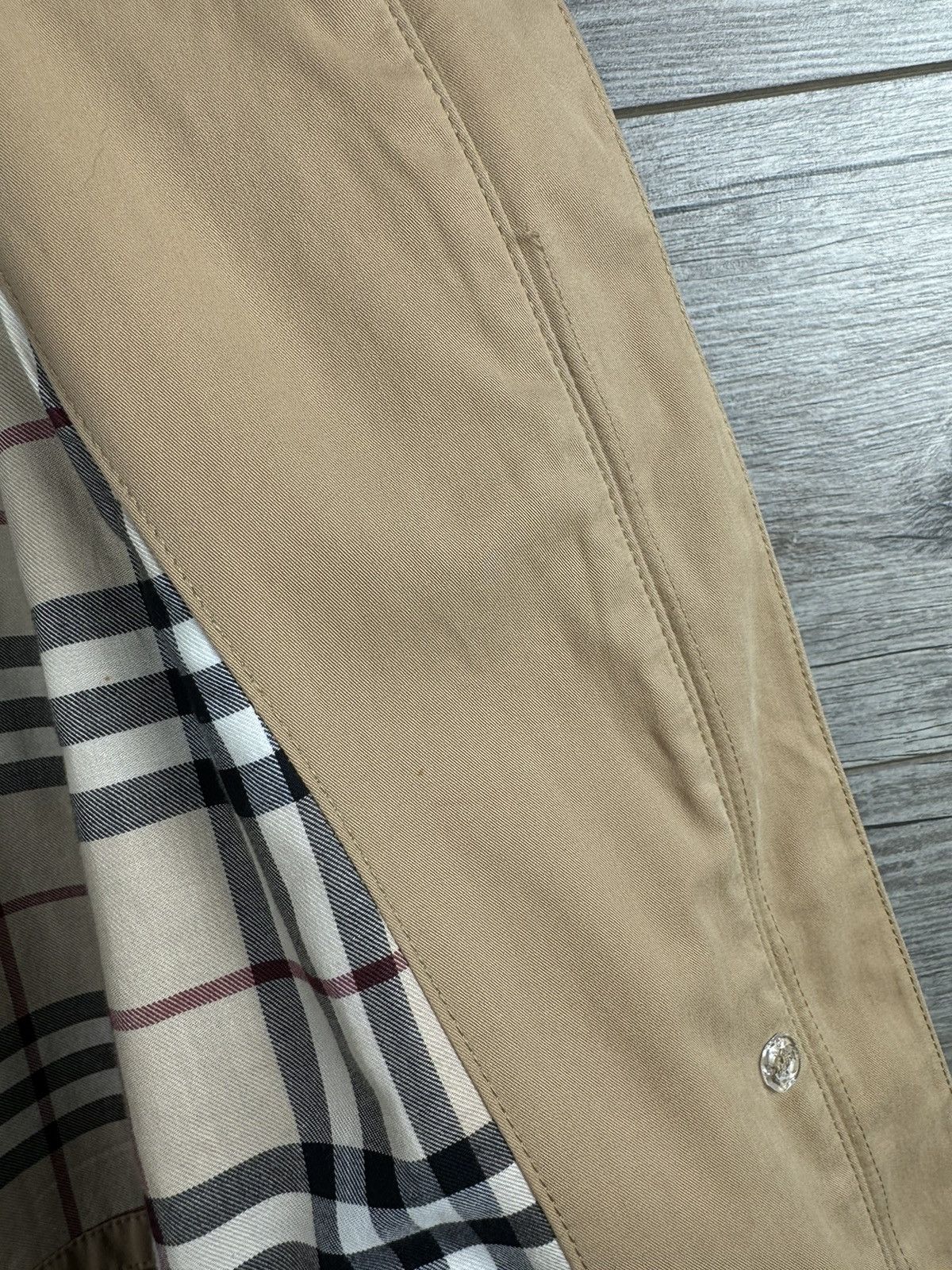 Burberry Vintage Trench Burberry 90s Size L Size US L / EU 52-54 / 3 - 18 Thumbnail