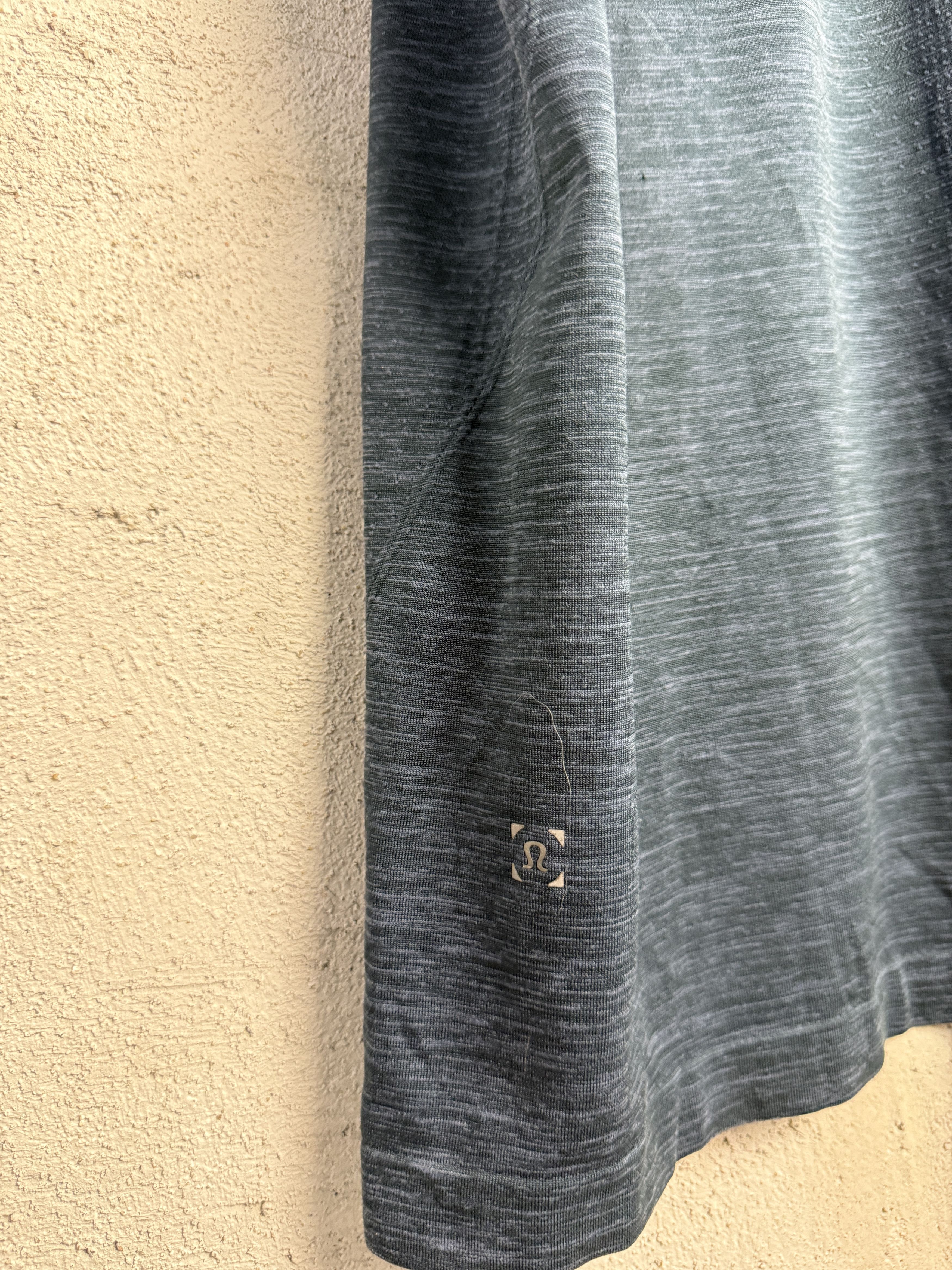 Lululemon Lululemon t-shirt tee sport gym yoga pilates Size US XL / EU 56 / 4 - 4 Thumbnail