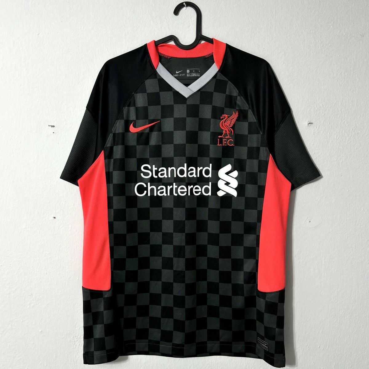 Nike 2020 2021 Liverpool Nike Away Third Kit Soccer Jersey Shirt Size US M / EU 48-50 / 2 - 3 Thumbnail