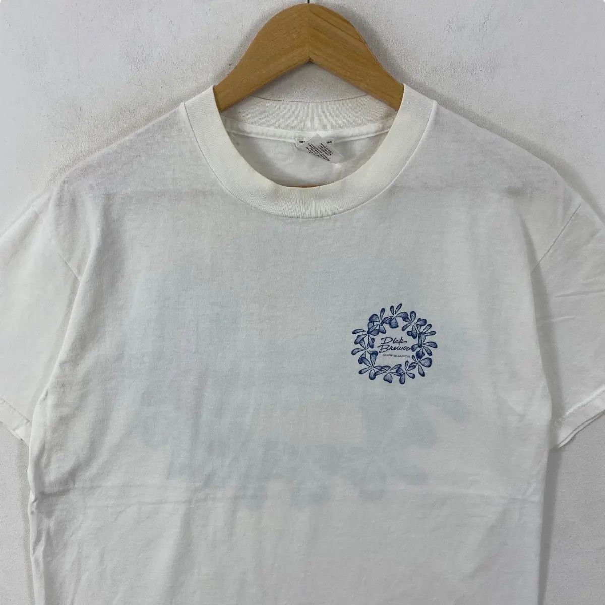 Vintage Vintage 90's DICK BREWER SURFBOARDS Floral Surfing Tee Shirt Size US M / EU 48-50 / 2 - 5 Thumbnail